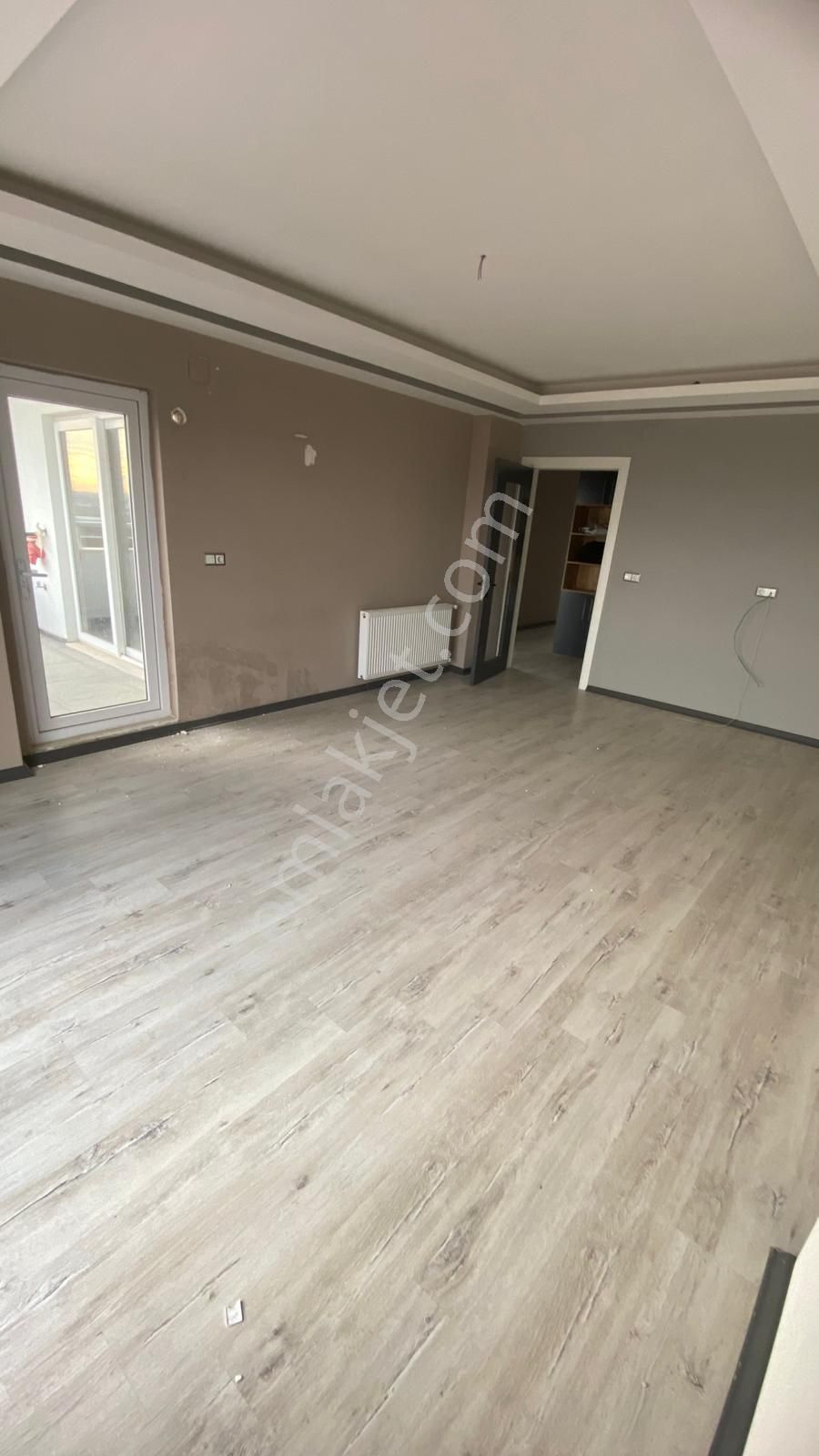 Sarıçam'da Bulvar Üzerinde Site İçerisinde Full Yeni Binada 3+1 Gbk Cepheli !!! - Görsel 4