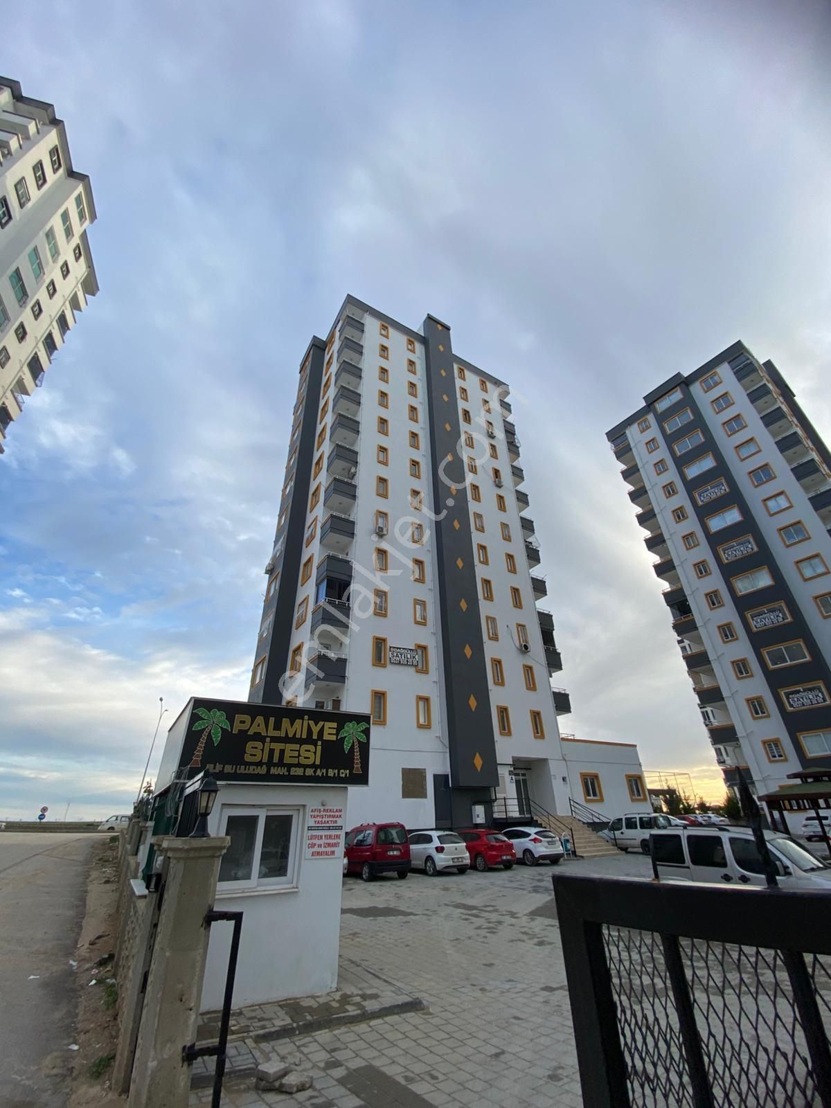 Sarıçam'da Bulvar Üzerinde Site İçerisinde Full Yeni Binada 3+1 Gbk Cepheli !!!