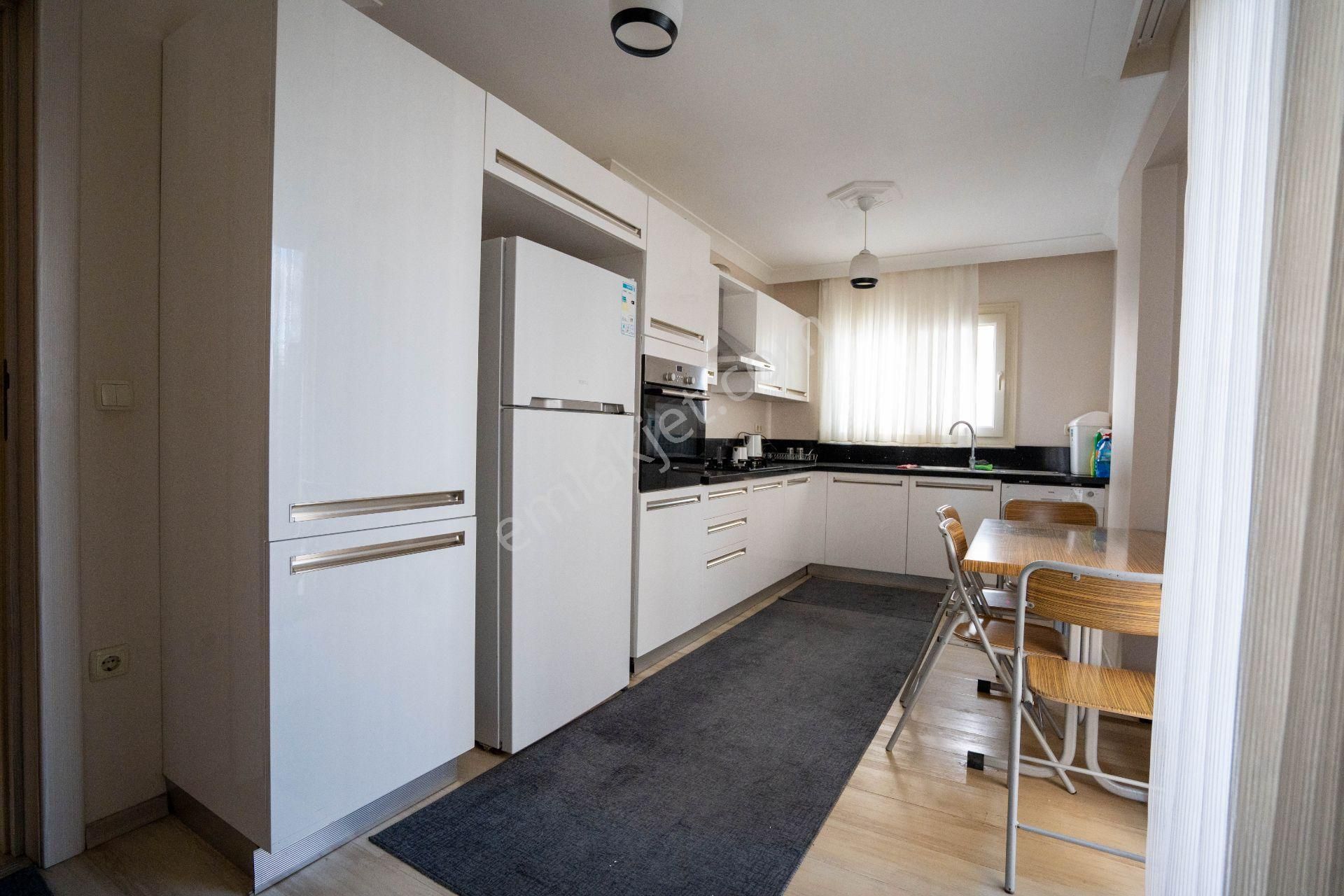 Marmaris'te Harika Konumda Ve Deniz Gören 4 Oda 1 Salon Satılık Dubleks Daire Sunuyoruz - Görsel 10