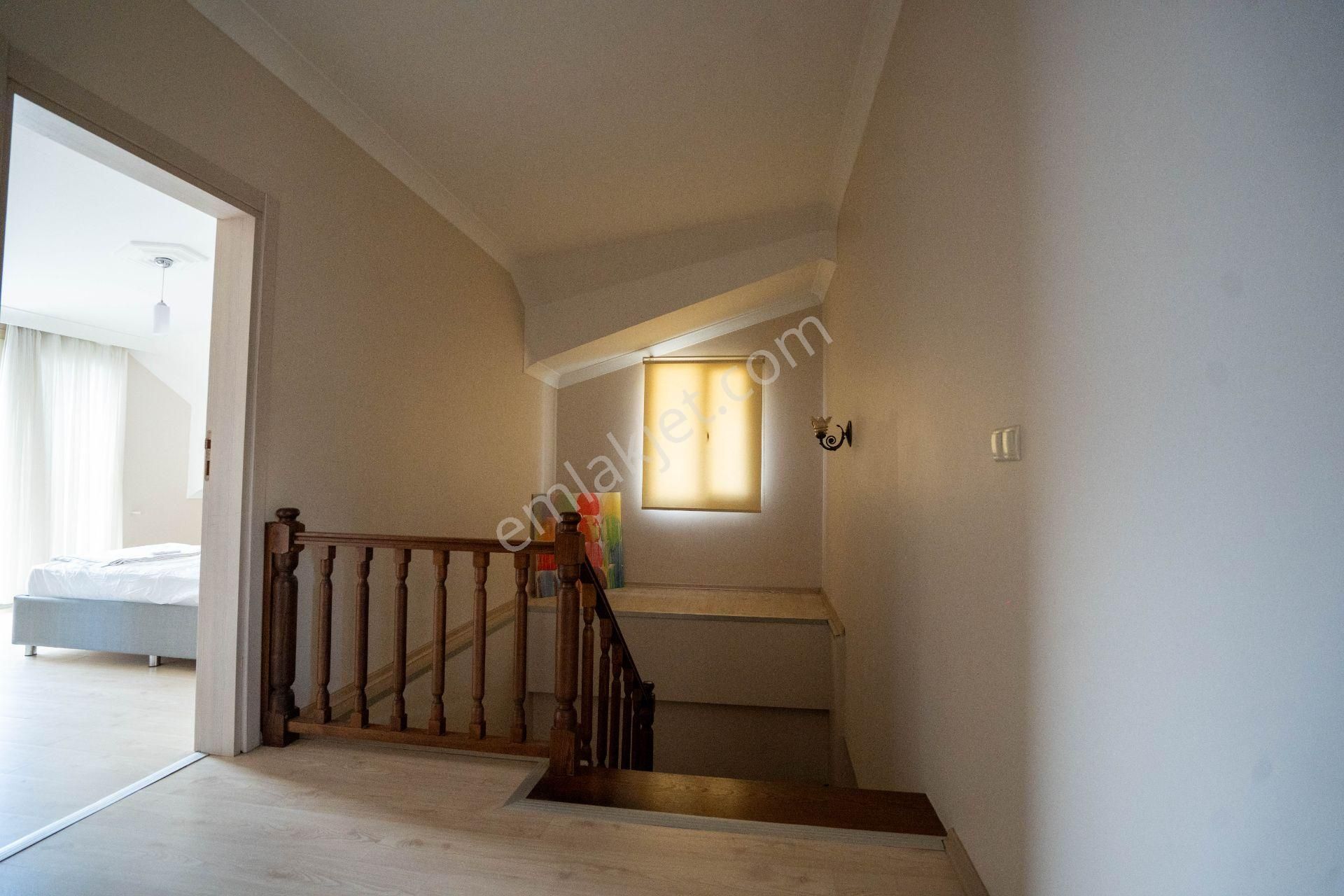 Marmaris'te Harika Konumda Ve Deniz Gören 4 Oda 1 Salon Satılık Dubleks Daire Sunuyoruz - Görsel 27