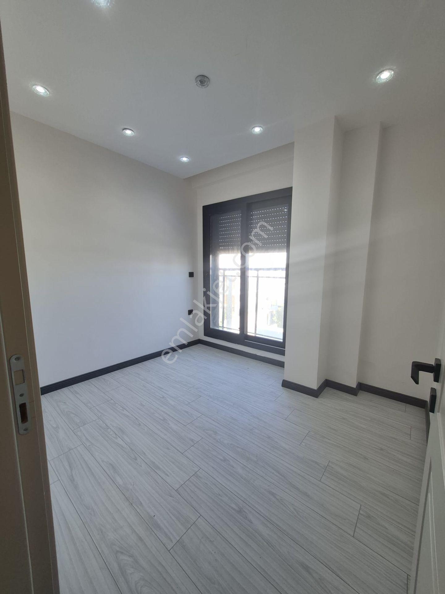 Müstakil Bahçe Ve Havuzlu Sıfır 3+1 Villa - Görsel 21