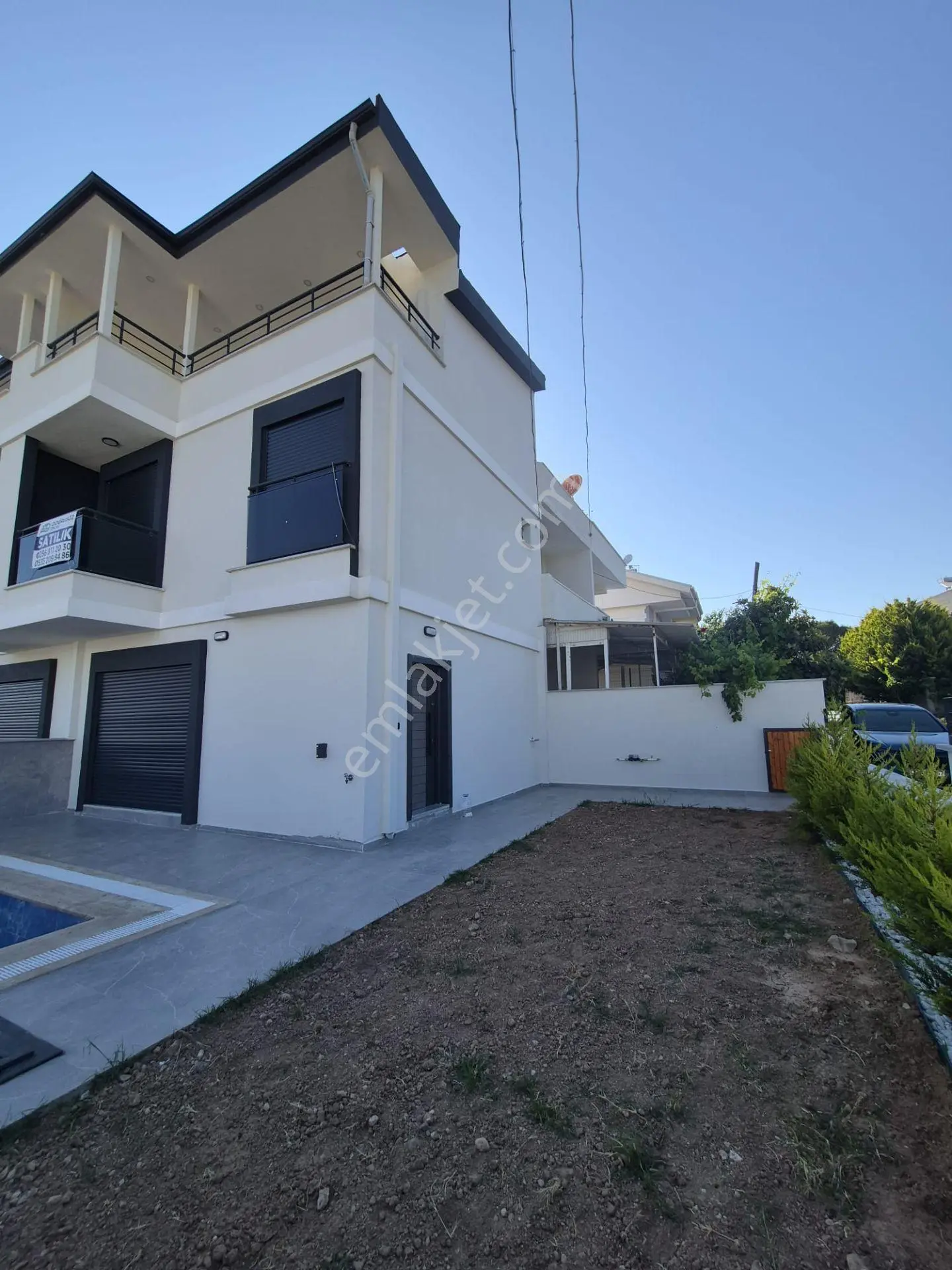 Müstakil Bahçe Ve Havuzlu Sıfır 3+1 Villa - Görsel 2