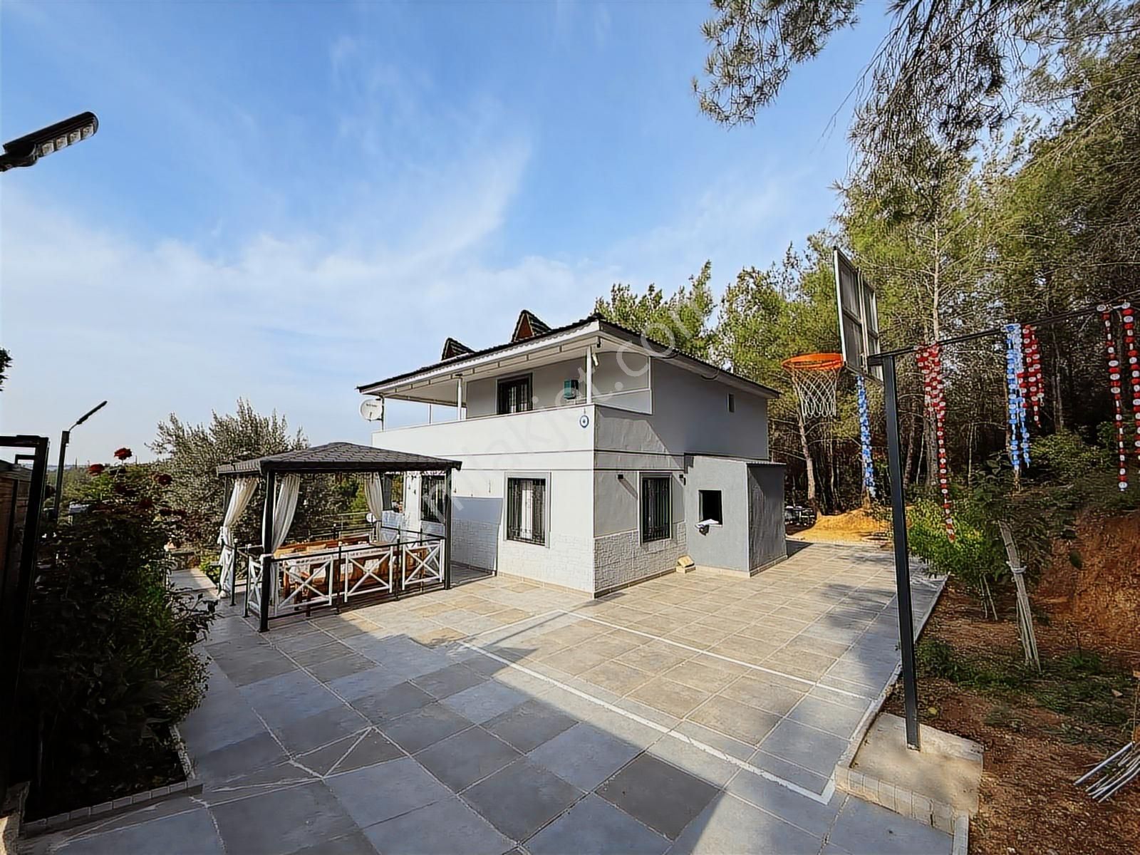 Remax Arma'dan Buca Belenbaşı'nda Satılık Havuzlu Dublex Ev - Görsel 6