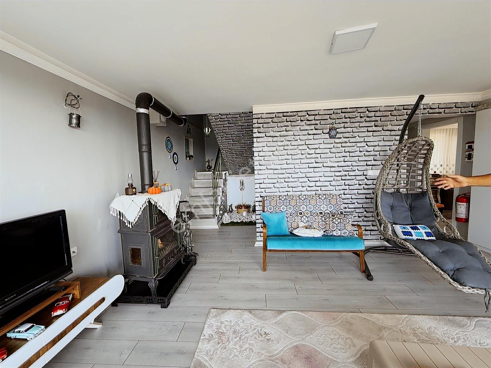 Remax Arma'dan Buca Belenbaşı'nda Satılık Havuzlu Dublex Ev - Görsel 5