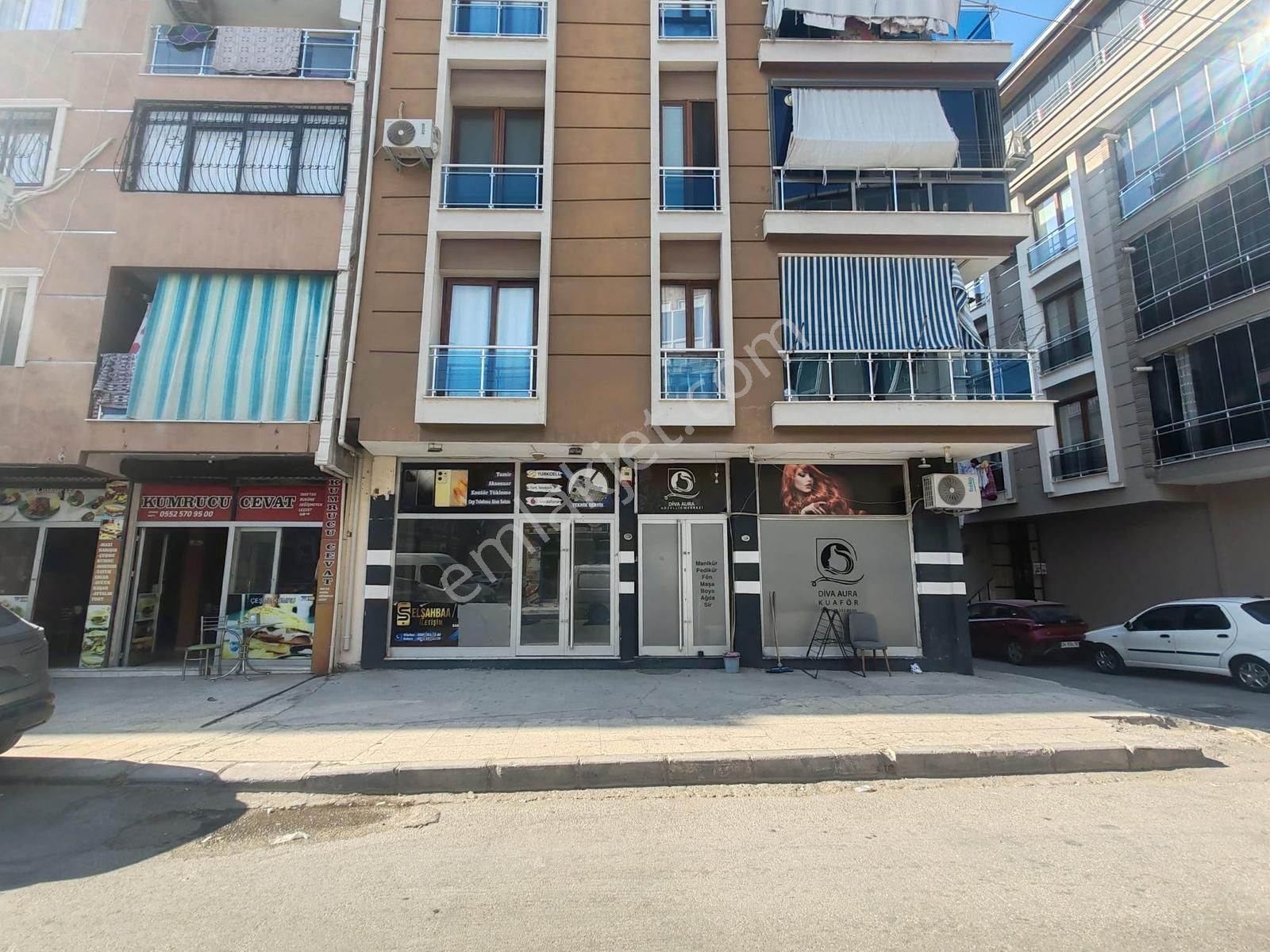 Remax Arma'dan Buca Yeşılbağlar Mahallesınde Kıralık Dükkan