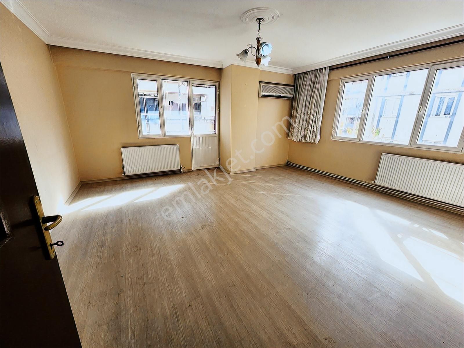 Remax Armadan, Buca Yaylacık Mah.de, 3+1, Kiralık Daire