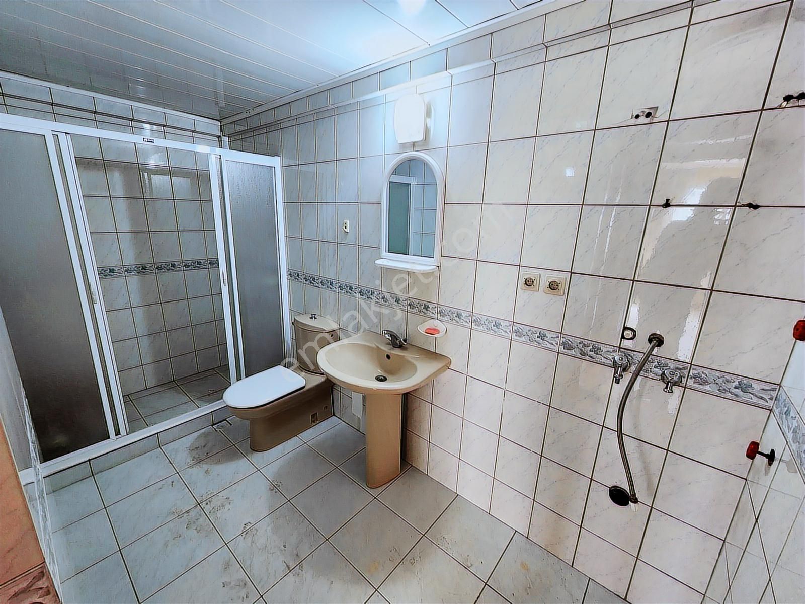 Remax Armadan, Buca Yaylacık Mah.de, 3+1, Kiralık Daire - Görsel 17