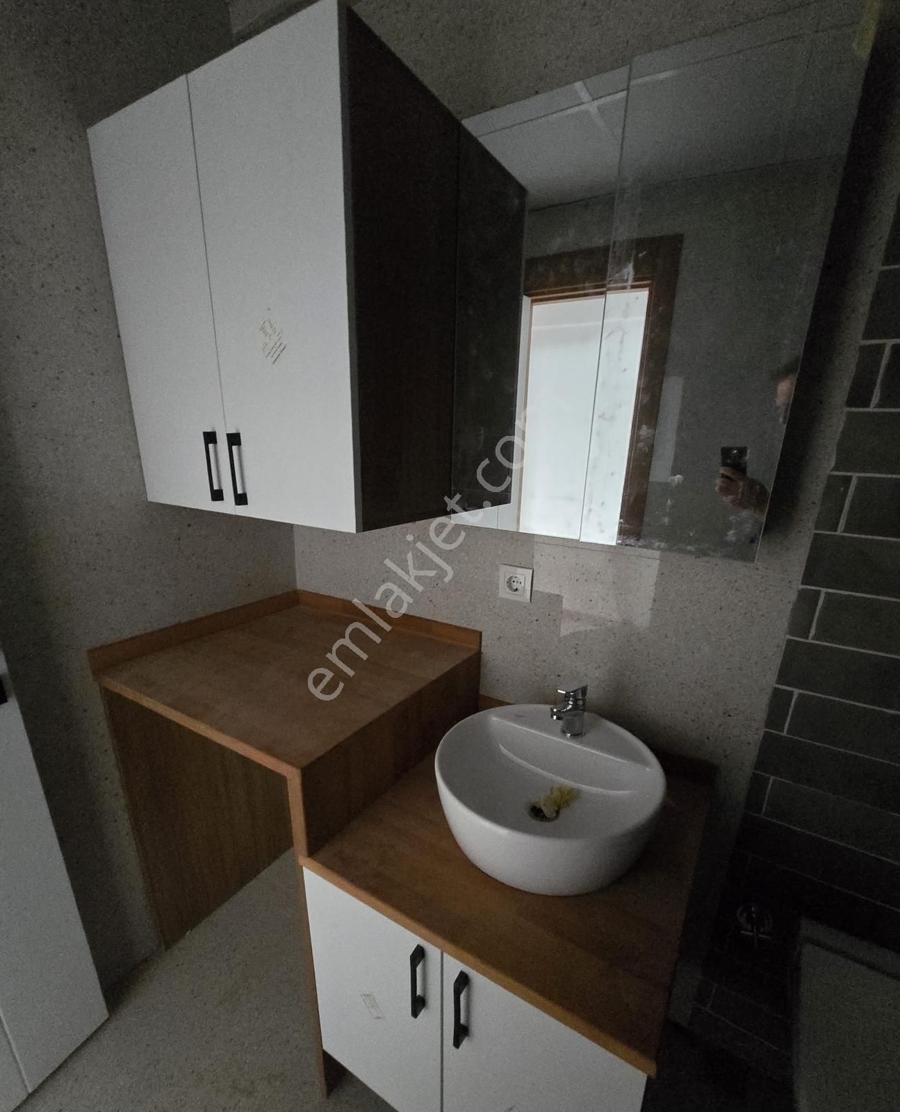 Üçkuyular Demokrası Ünıversıtesı Yakını Arakat Satılık Sıfır 2+1 - Görsel 12