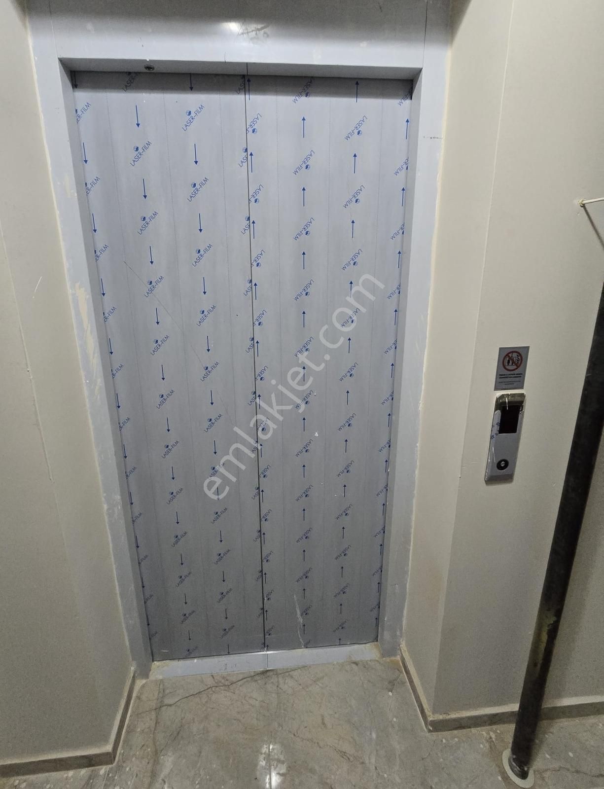 Üçkuyular Demokrası Ünıversıtesı Yakını Arakat Satılık Sıfır 2+1 - Görsel 3