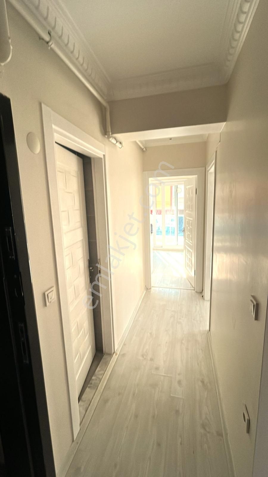 İzmır Buca Yıldız Mh. D.gazlı Kiralık 2+1 Daıre - Görsel 8