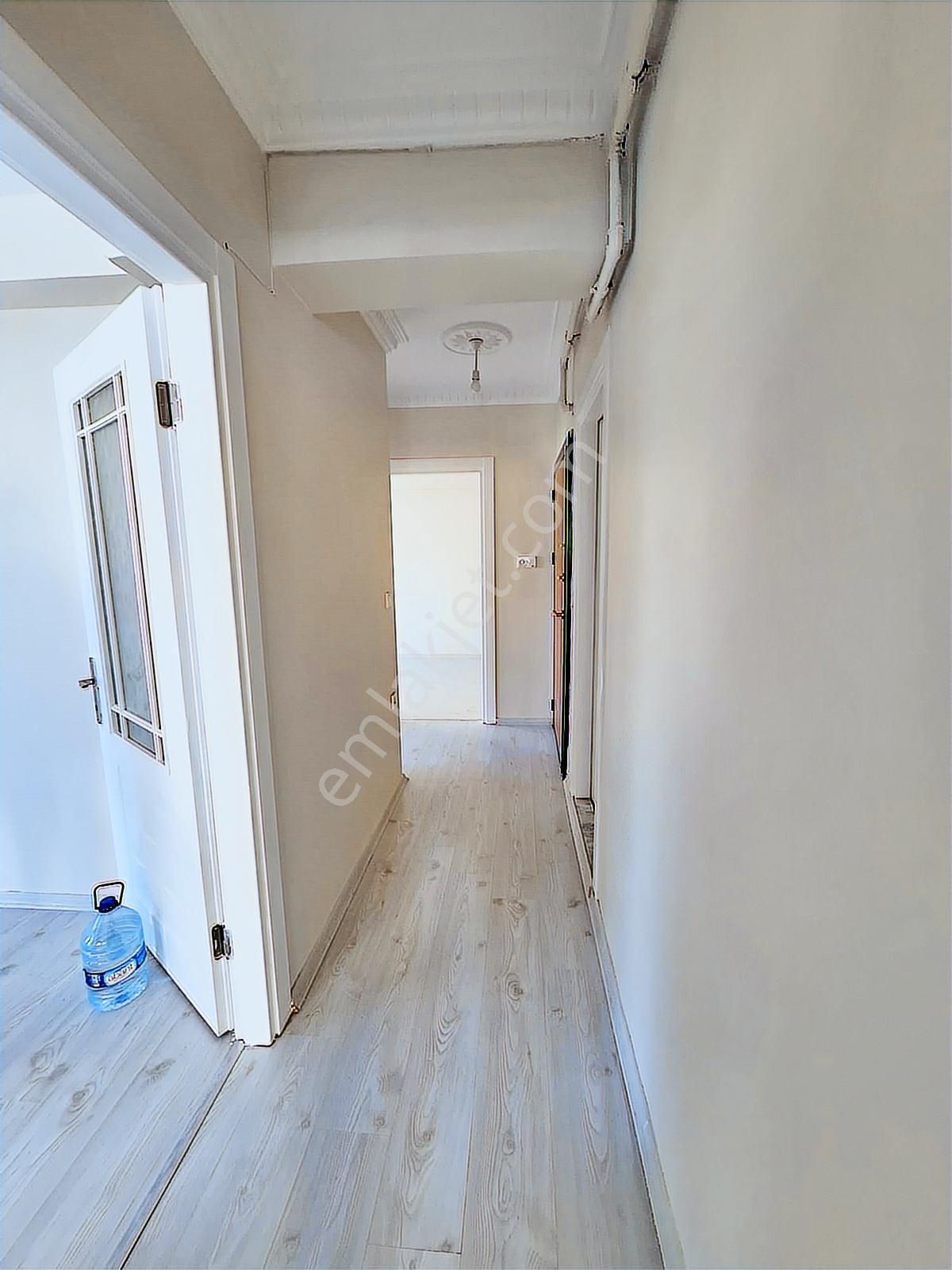 İzmır Buca Yıldız Mh. D.gazlı Kiralık 2+1 Daıre - Görsel 11