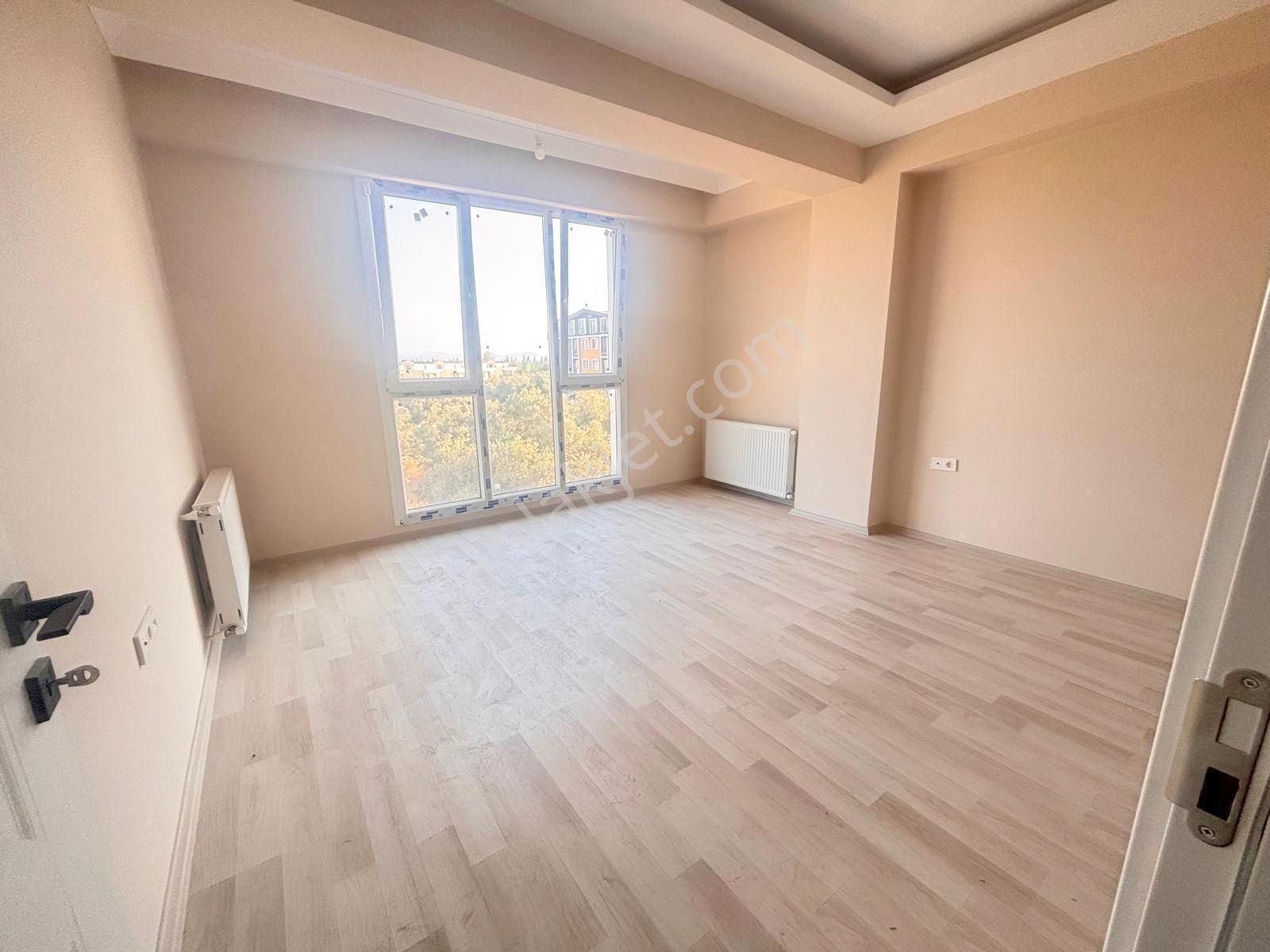 ▇kadıköy'de Merkezi Konumda Ön Cephe Asansörlü 2+1 Daire - Görsel 3