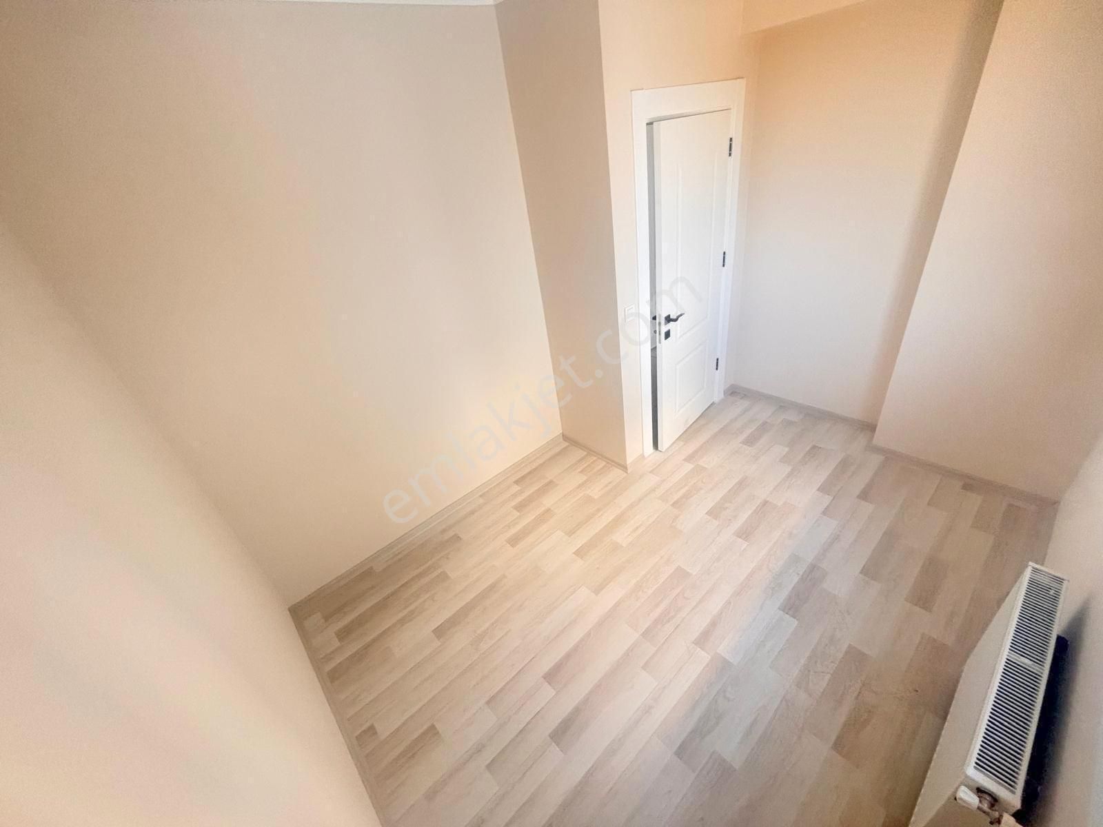 ▇kadıköy'de Merkezi Konumda Ön Cephe Asansörlü 2+1 Daire - Görsel 27