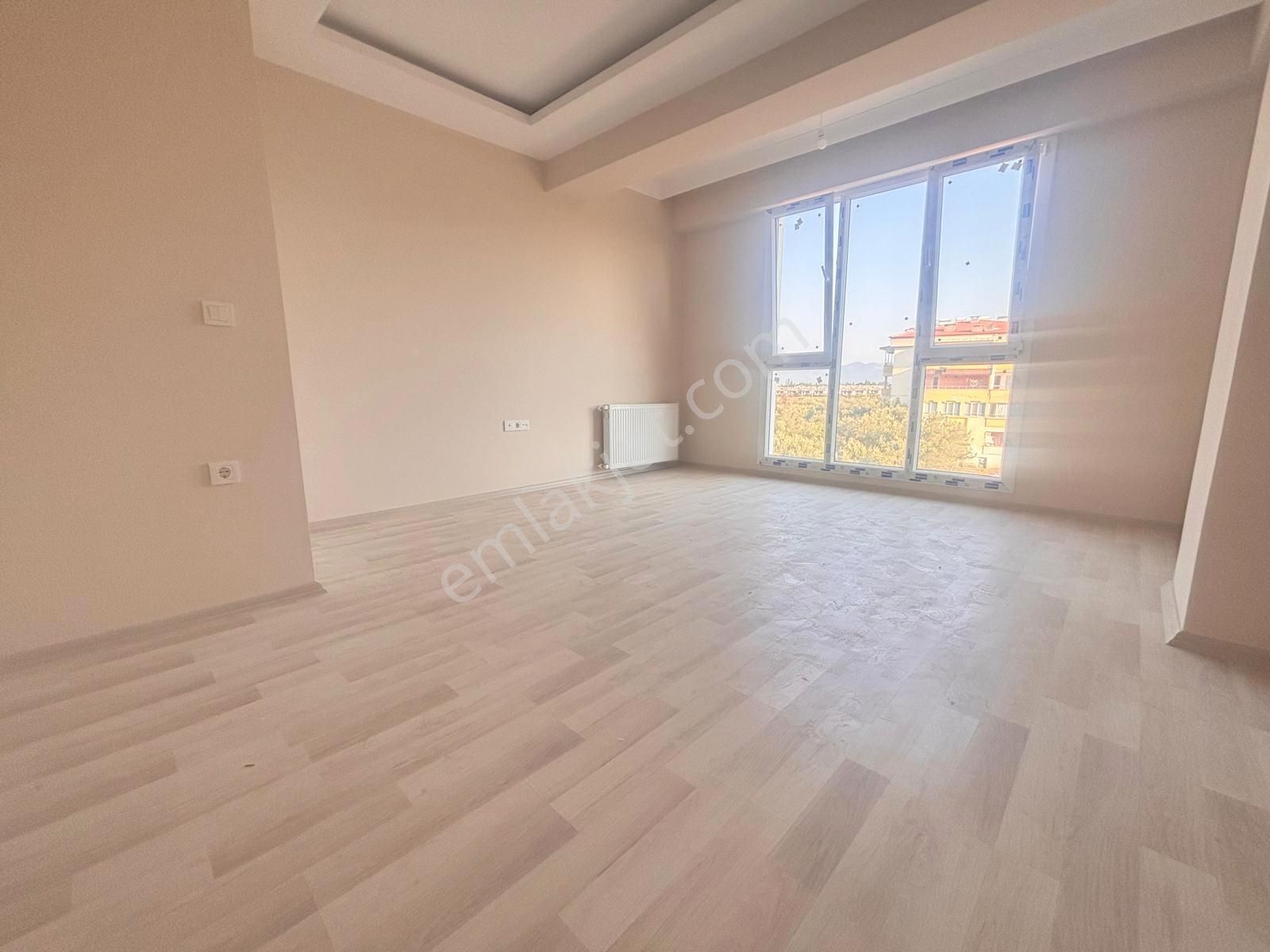 ▇kadıköy'de Merkezi Konumda Ön Cephe Asansörlü 2+1 Daire - Görsel 11