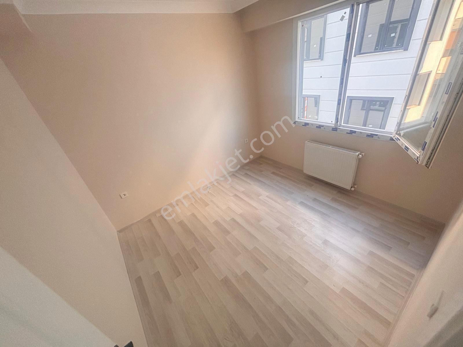 ▇kadıköy'de Merkezi Konumda Ön Cephe Asansörlü 2+1 Daire - Görsel 7