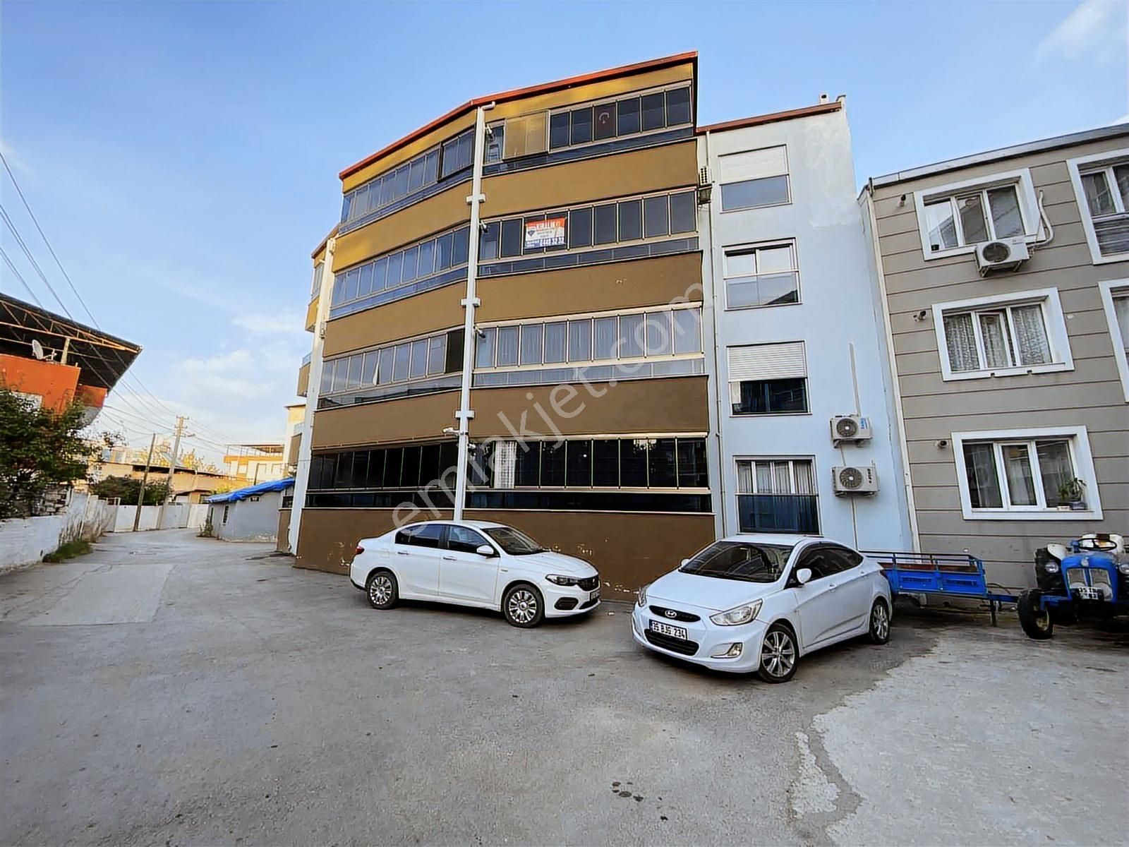 Torbalı Mah Şehrin Kalbinde Satılık 2+1 Lüks Daire - Görsel 4