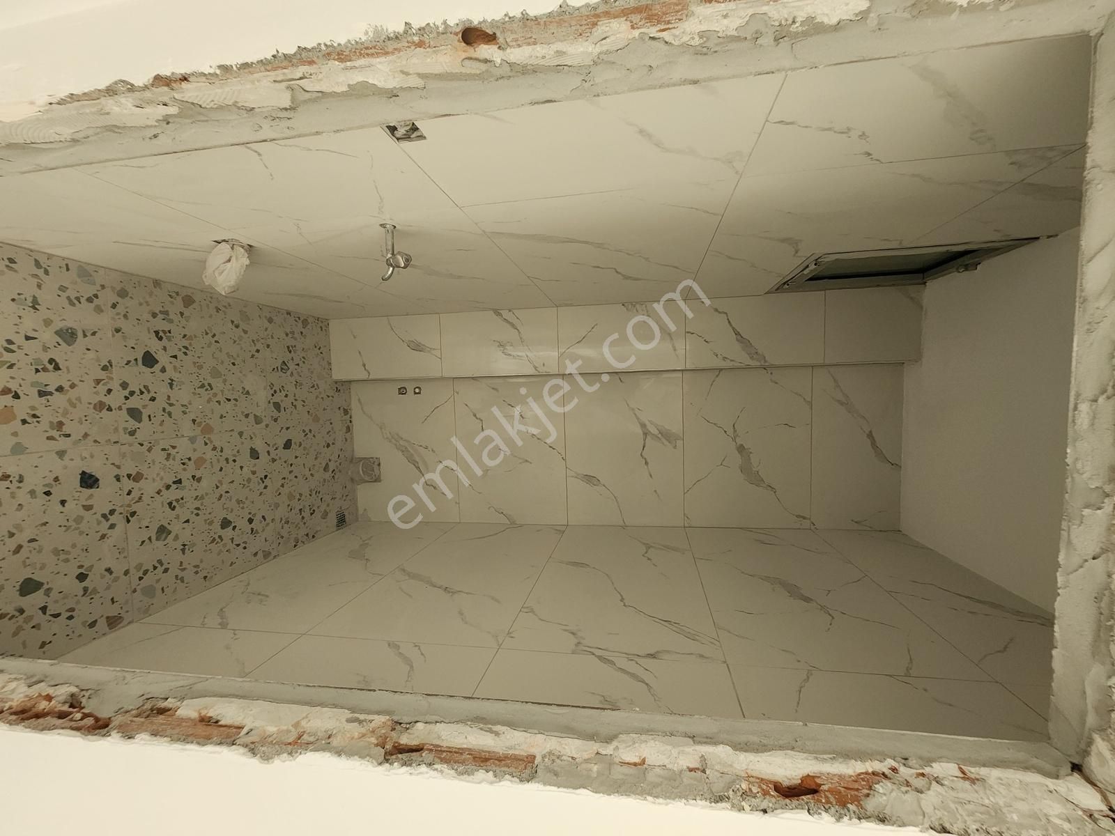 Yiğitler Mah Adnan Kahveci Caddesi Üzerinde 240 M2 Satılık Dükka - Görsel 17