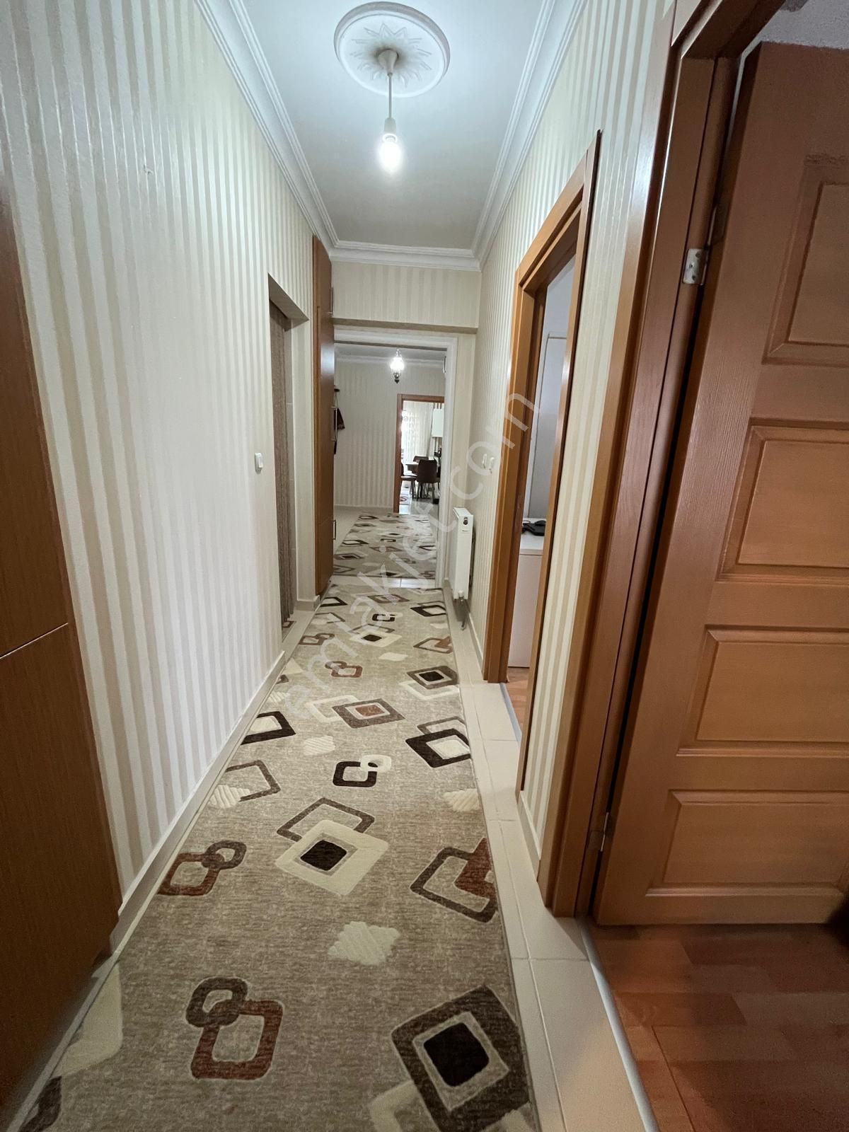 Pursaklar Mehmet Zengin Emlak'tan Hastane Yakını 4.kat 3+1 Sitede Daire - Görsel 36