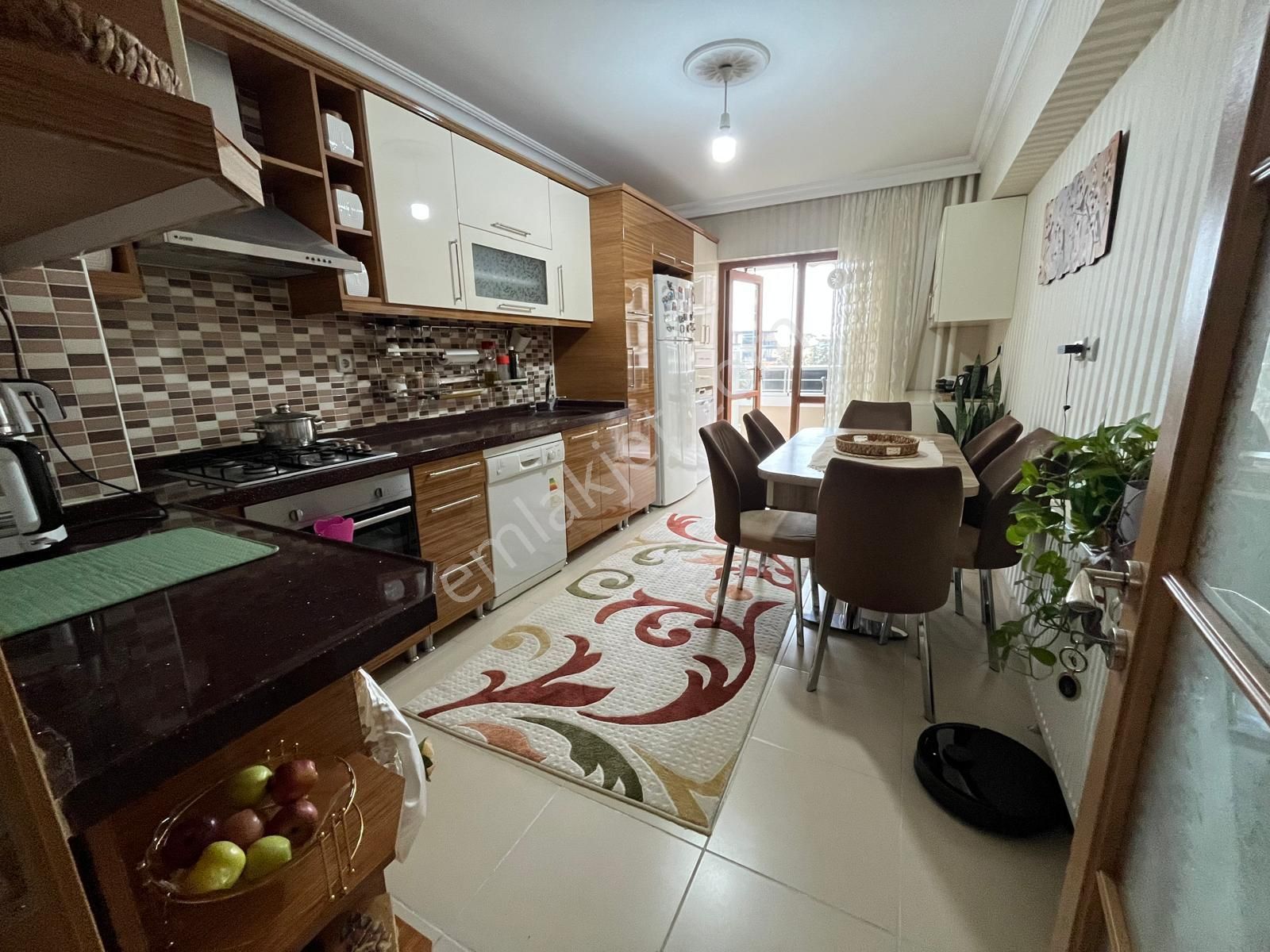 Pursaklar Mehmet Zengin Emlak'tan Hastane Yakını 4.kat 3+1 Sitede Daire - Görsel 3