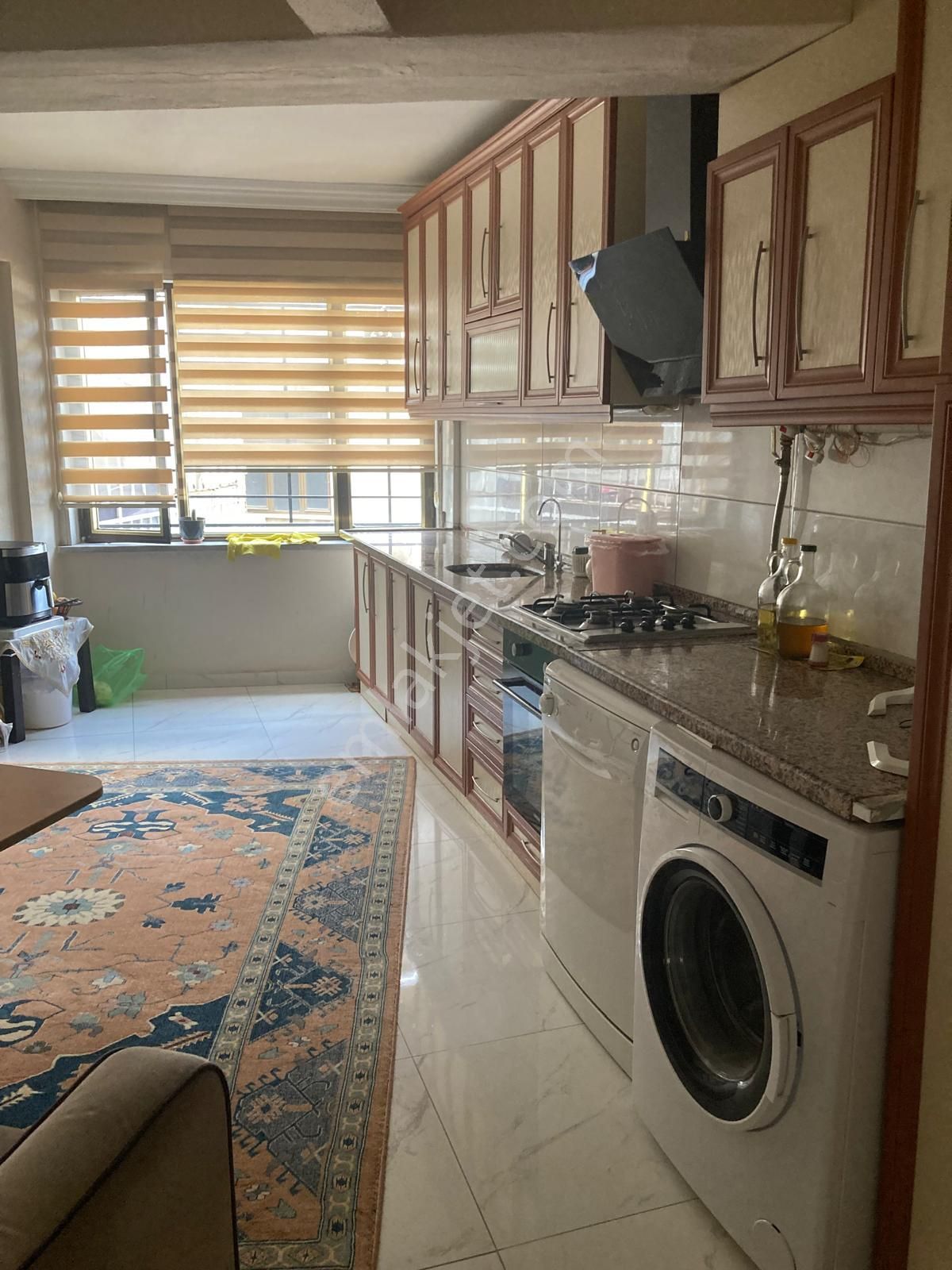 Beyazıt Mahallesinde Kiralık 2+1 Daireler - Görsel 5