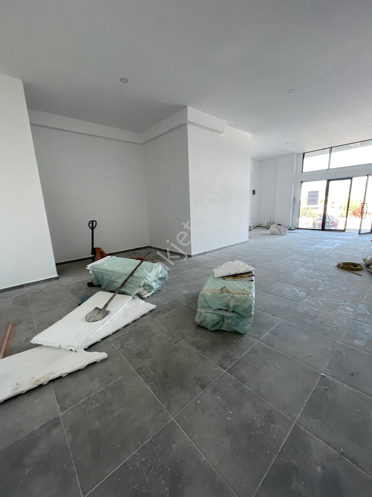 Doğadan Burgaz Otogar Yanı İzmir Yoluna Cephe Önü Geniş İşyeri - Görsel 11