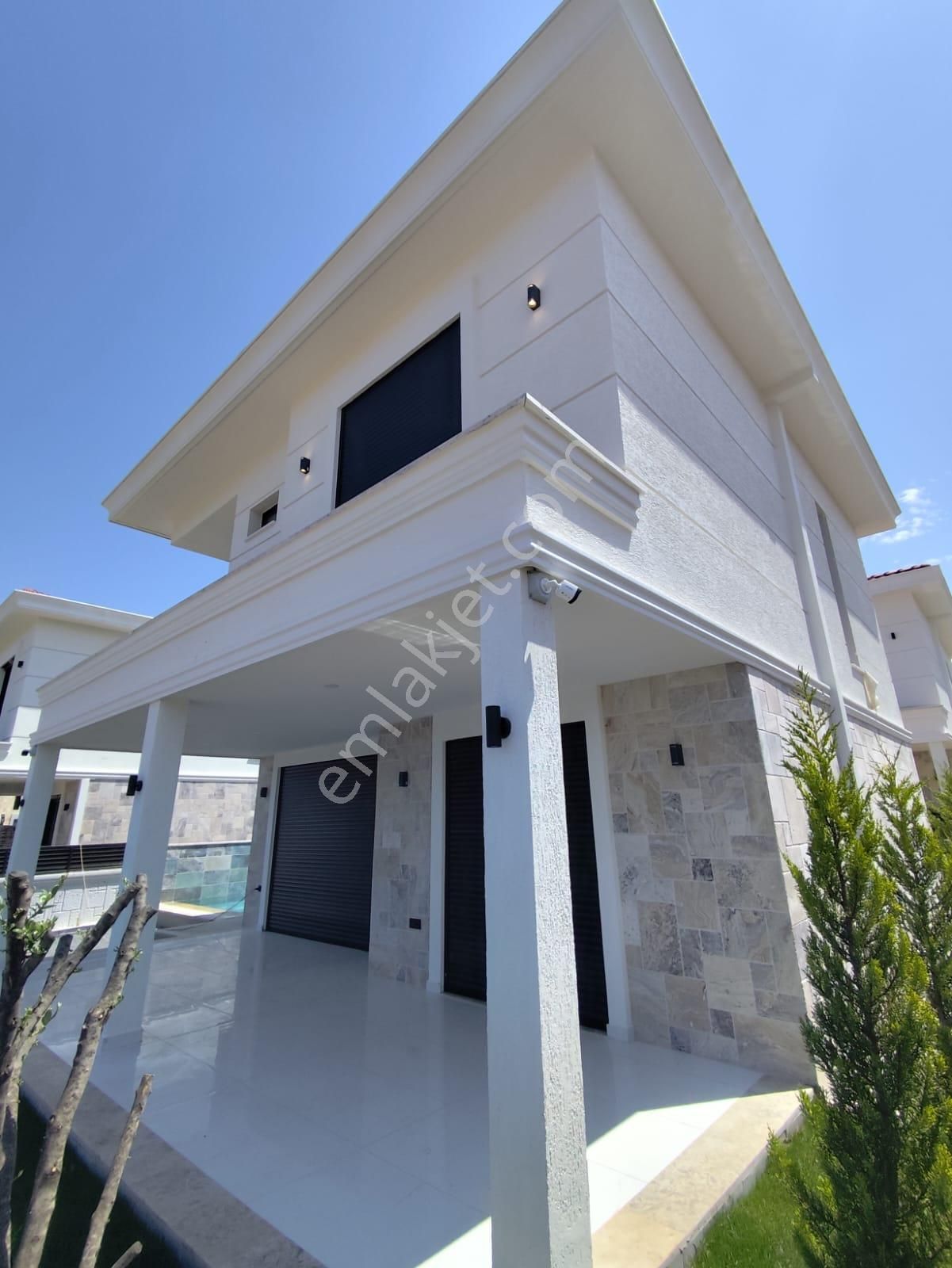 Kuşadası Davutlar'da Özel Havuzlu,sıfır Ferah Villa - Görsel 6