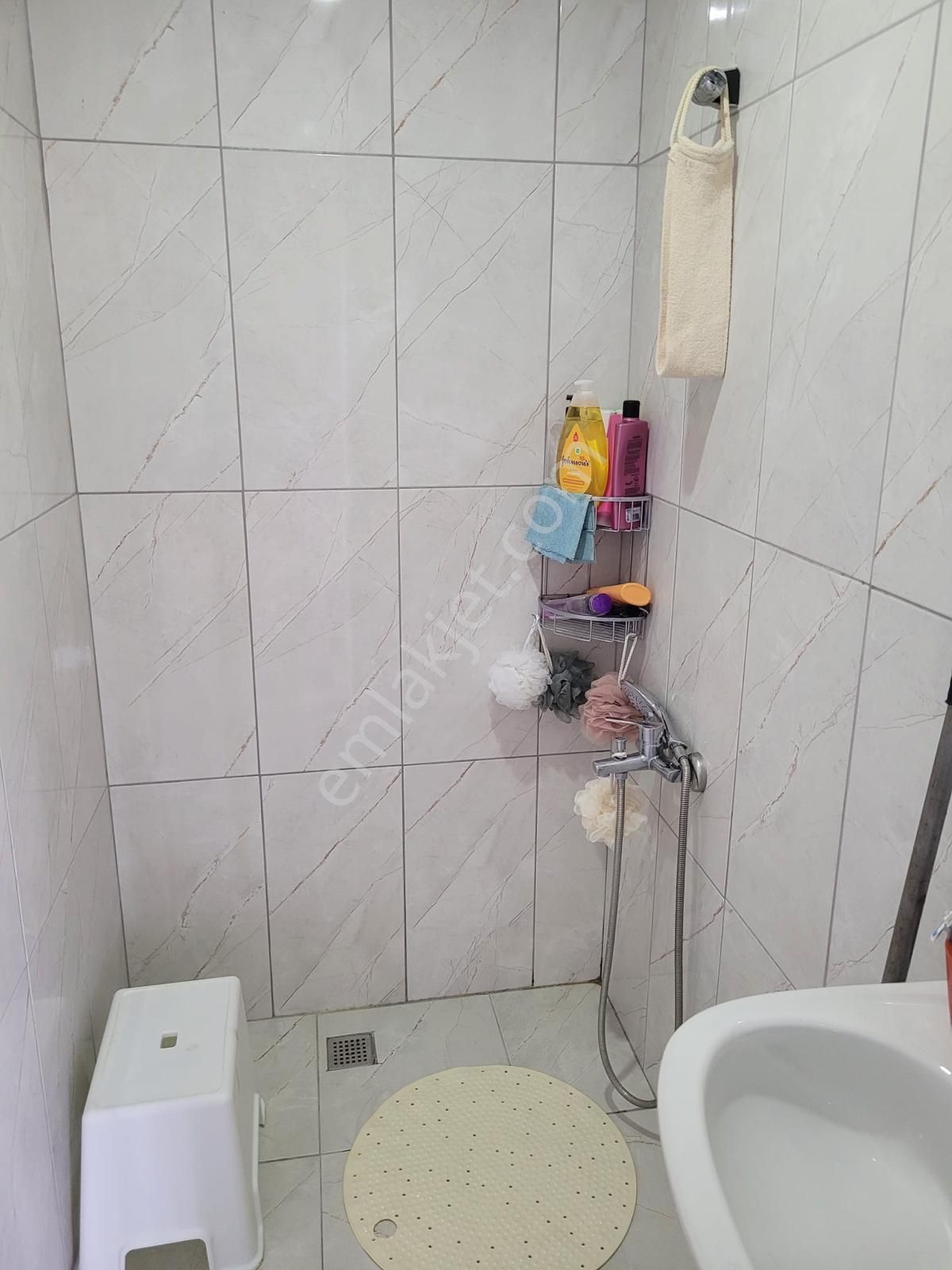 2+1 Karslılar 5-3katı 3yaşında Brüt Net 95m2 Dgaz Hasarsız Menderese 5dakika Yürüme 2banyo Bahçeli - Görsel 19