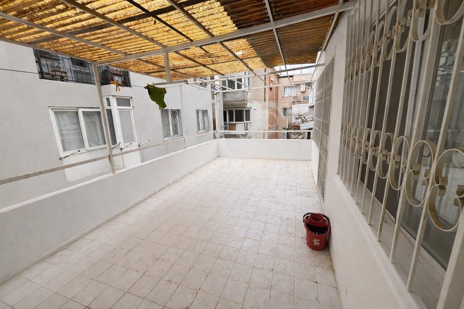 Remax Arma'dan Buca Hürriyet.mh İzbana Yakın Geniş 3+1 Daire - Görsel 6