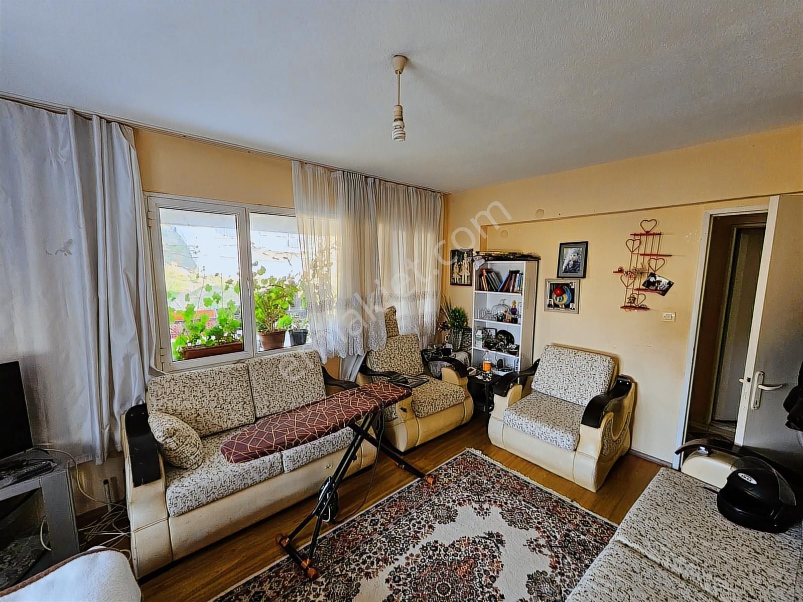 Remax Armadan Balçova Çetin Emeç Mah. Arakat Satılık 2+1 Daire - Görsel 9