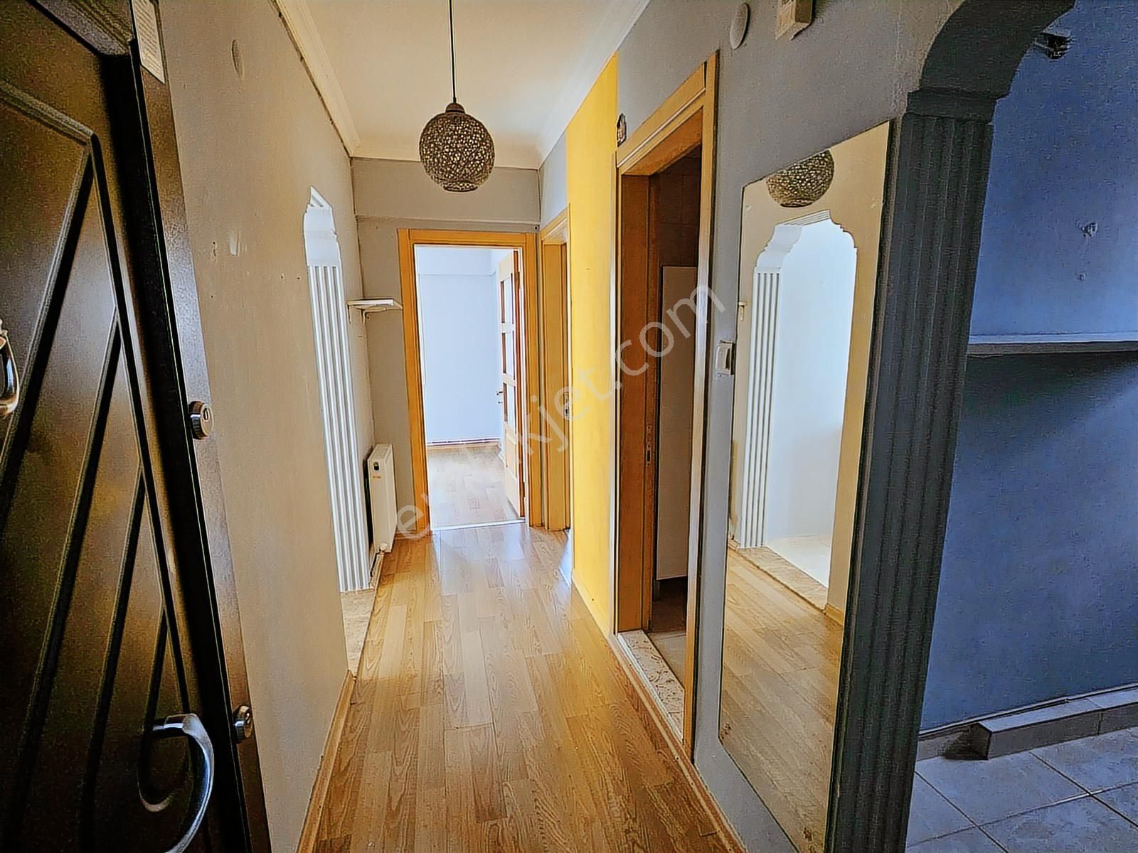 Remax Arma'dan Buca Menderes Mah. Kiralık 2+1 Daire Doğalgazlı - Görsel 3