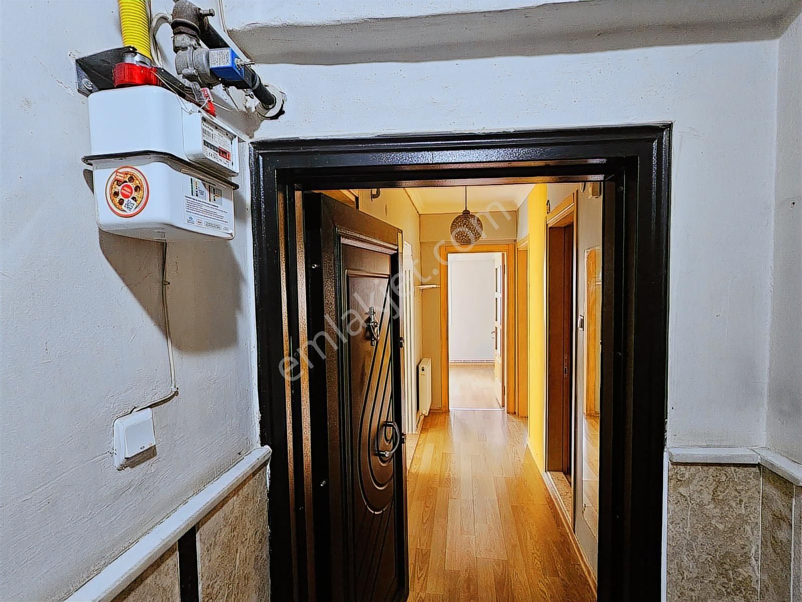 Remax Arma'dan Buca Menderes Mah. Kiralık 2+1 Daire Doğalgazlı - Görsel 13