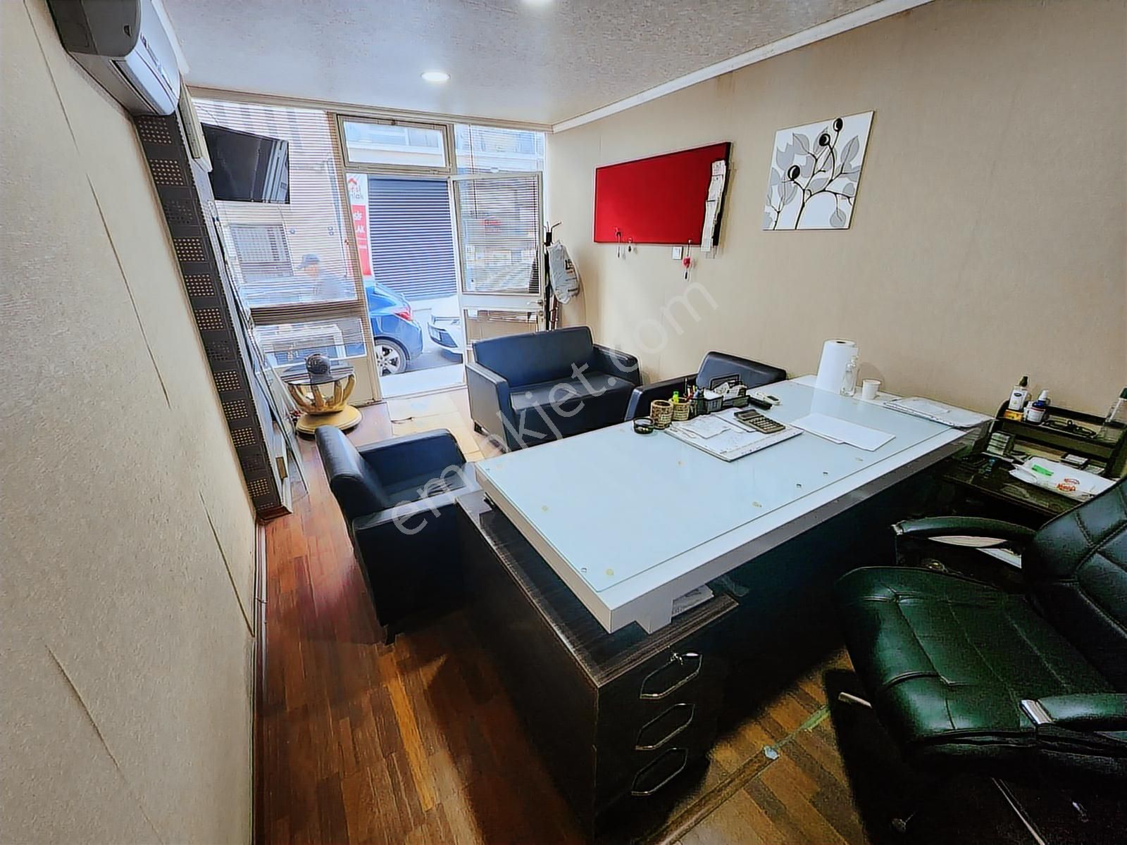 Remax Arma'dan Buca Hürriyet Mh. Menderes Cd. Yakın Satılık - Görsel 5