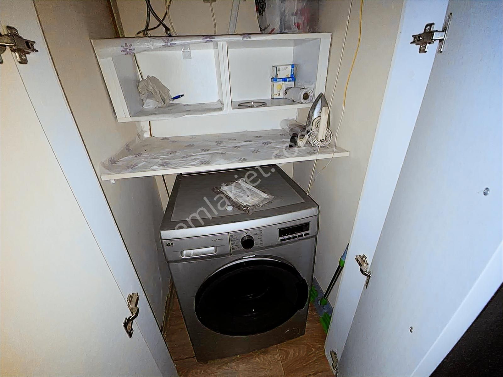 Torbalı'da Havuzlu Sitede Kiralık Eşyalı Ara Kat 1+1 Daire - Görsel 11