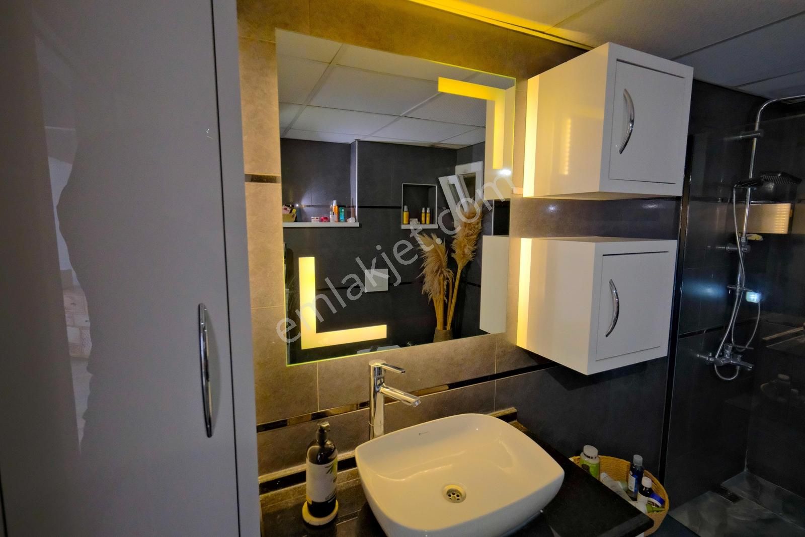 Bucada Site İçinde Kiralık 3+1 Lüks Daire Doğa Manzaralı+arakat - Görsel 21