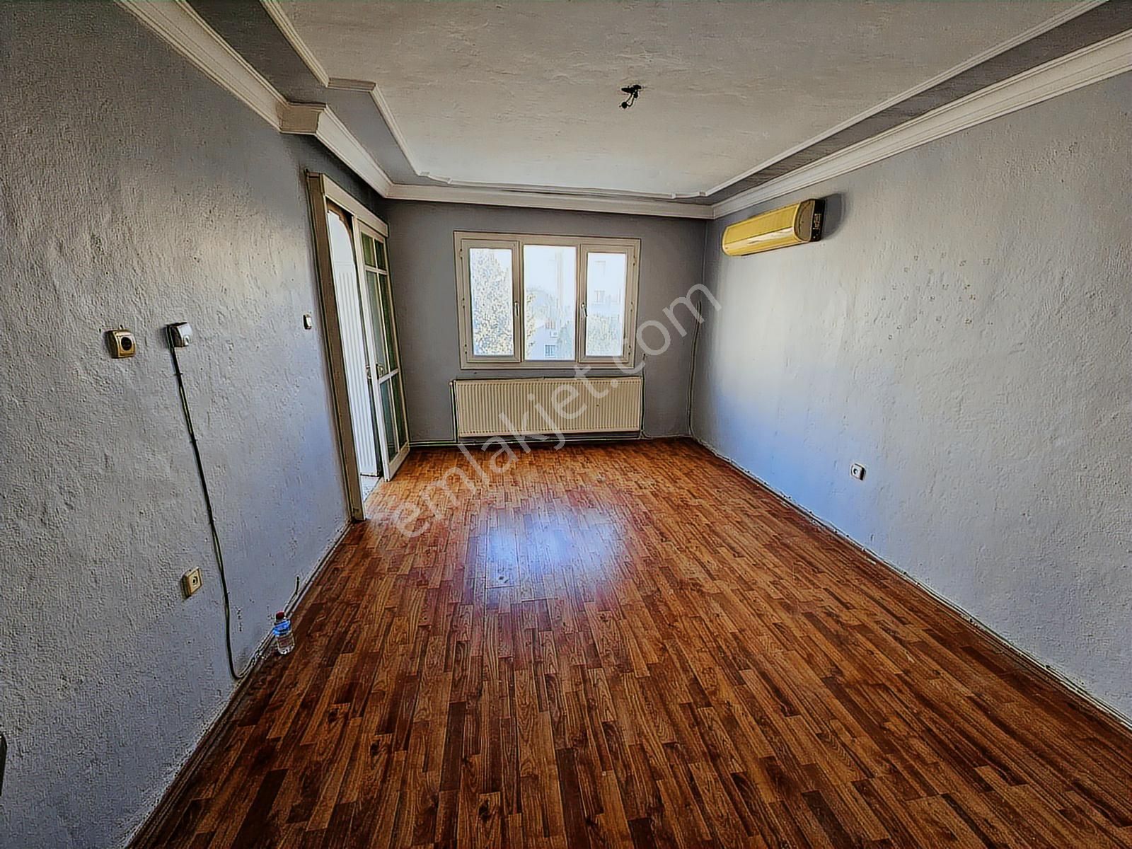 Remax Arma'dan Cumhuriyet Mah. Kiralık 2+1 Doğalgazlı Ara Kat - Görsel 7