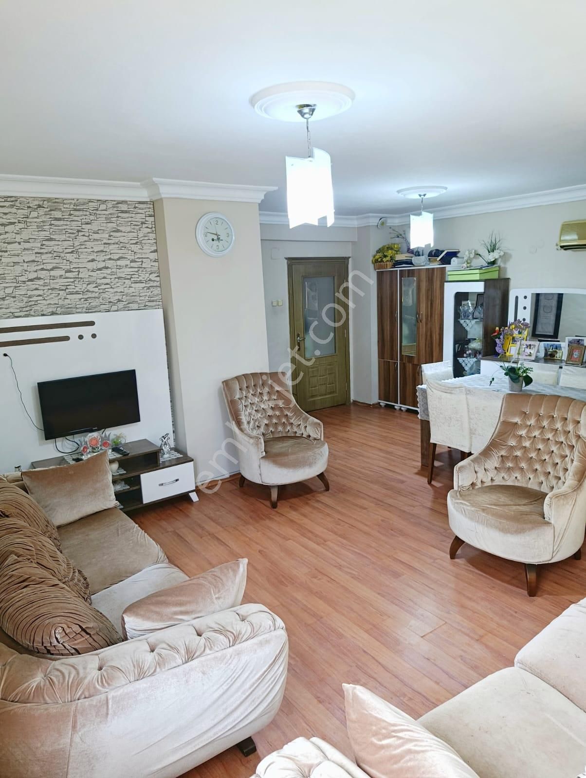 3+1yurt 9-4katı Dgaz 200m2 Site İçinde Kiler Kap.mutfak Cam Balkon D.şebeke Hasarsız Kgd Cephe - Görsel 23