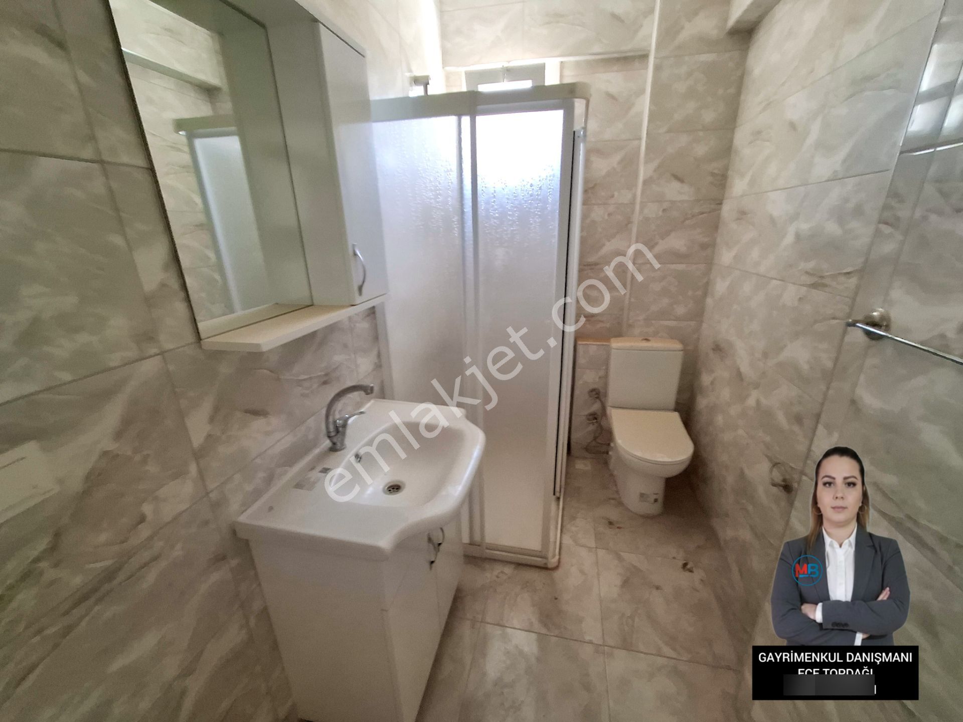 Didim'de Satılık 1+1 Sıfır Orta Kat Ön Cephe Yol Cepheli Ön Geniş Balkonlu Daire ! - Görsel 7