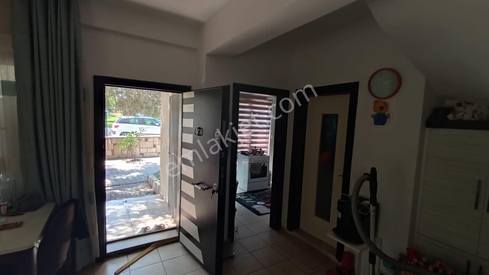 Eko Emlaktan Mordoğan Liman Mevkii Havuzlu Sitede 3+1 Villa - Görsel 7