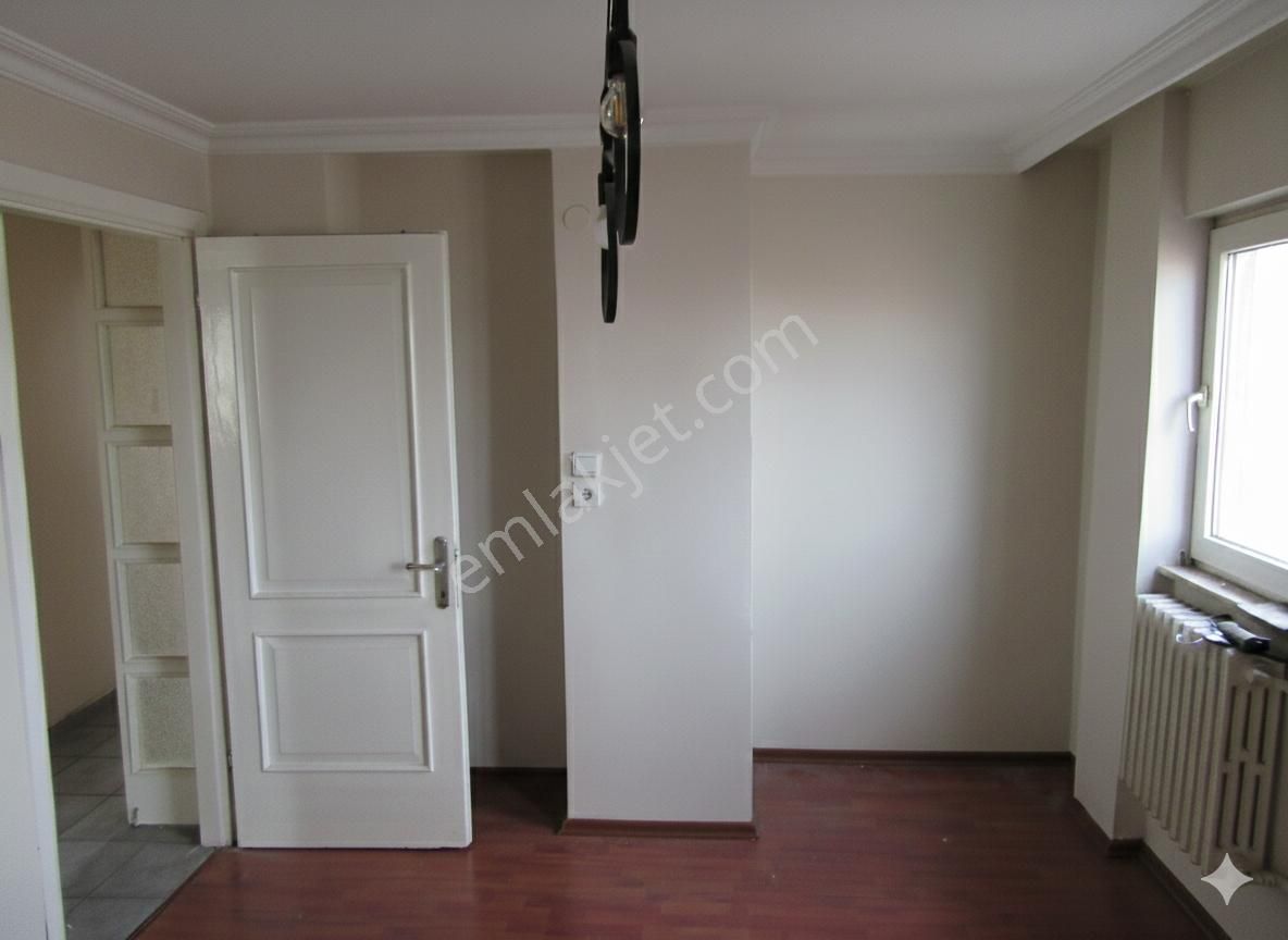 Fiyat Düştü Acil Emniyetevlerinde 3+1 110m2 Kiralık Daire - Görsel 22