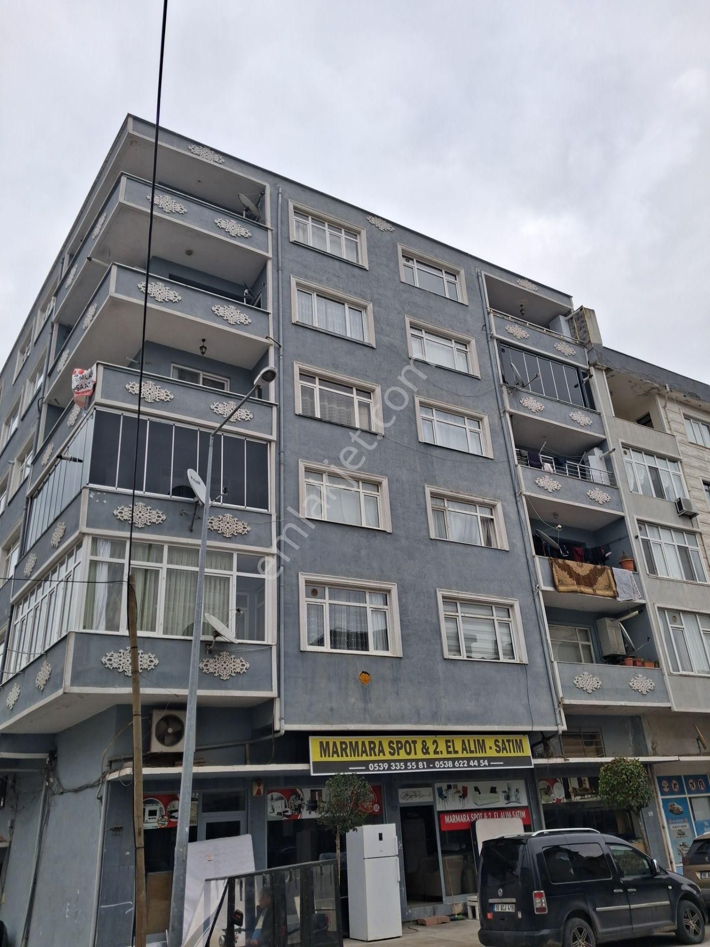 Karasu Merkezde 3+1 Geniş Kiralık Daire - Görsel 31