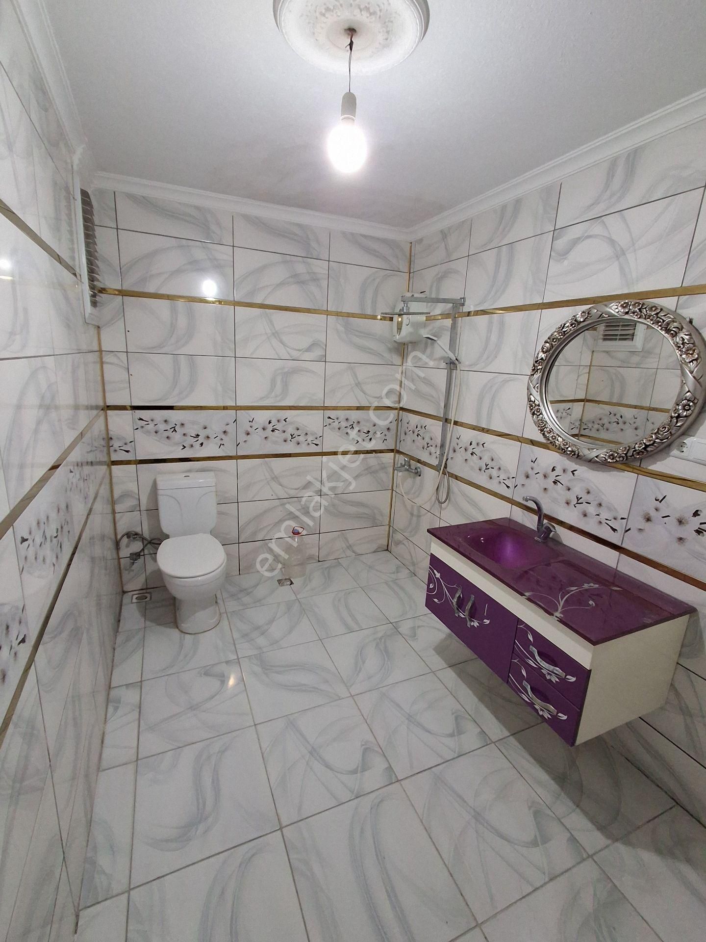 Karasu Merkezde 3+1 Geniş Kiralık Daire - Görsel 21
