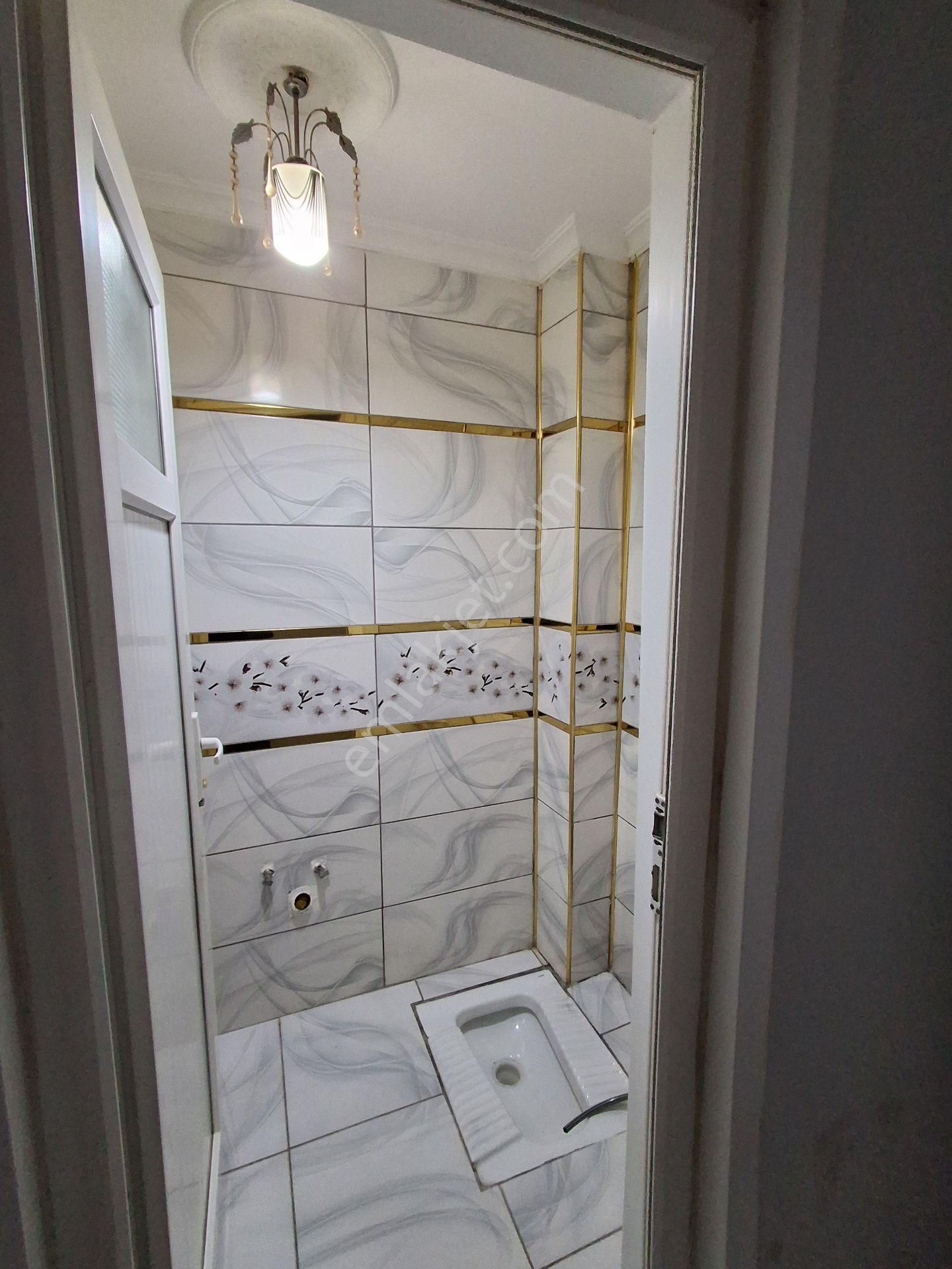 Karasu Merkezde 3+1 Geniş Kiralık Daire - Görsel 25