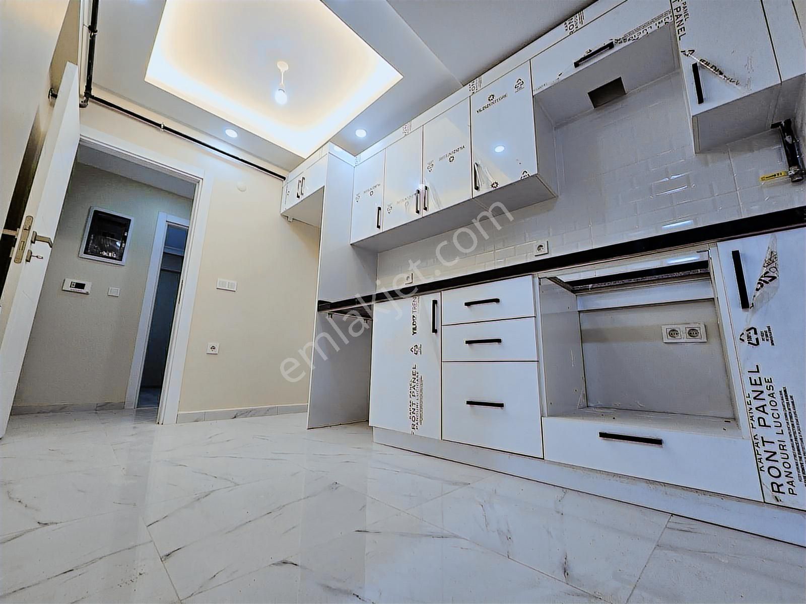 Pusula İnş.tan İsmetpasa Mah Tranvay Yakın 90m2 Yuksek Giriş Kat