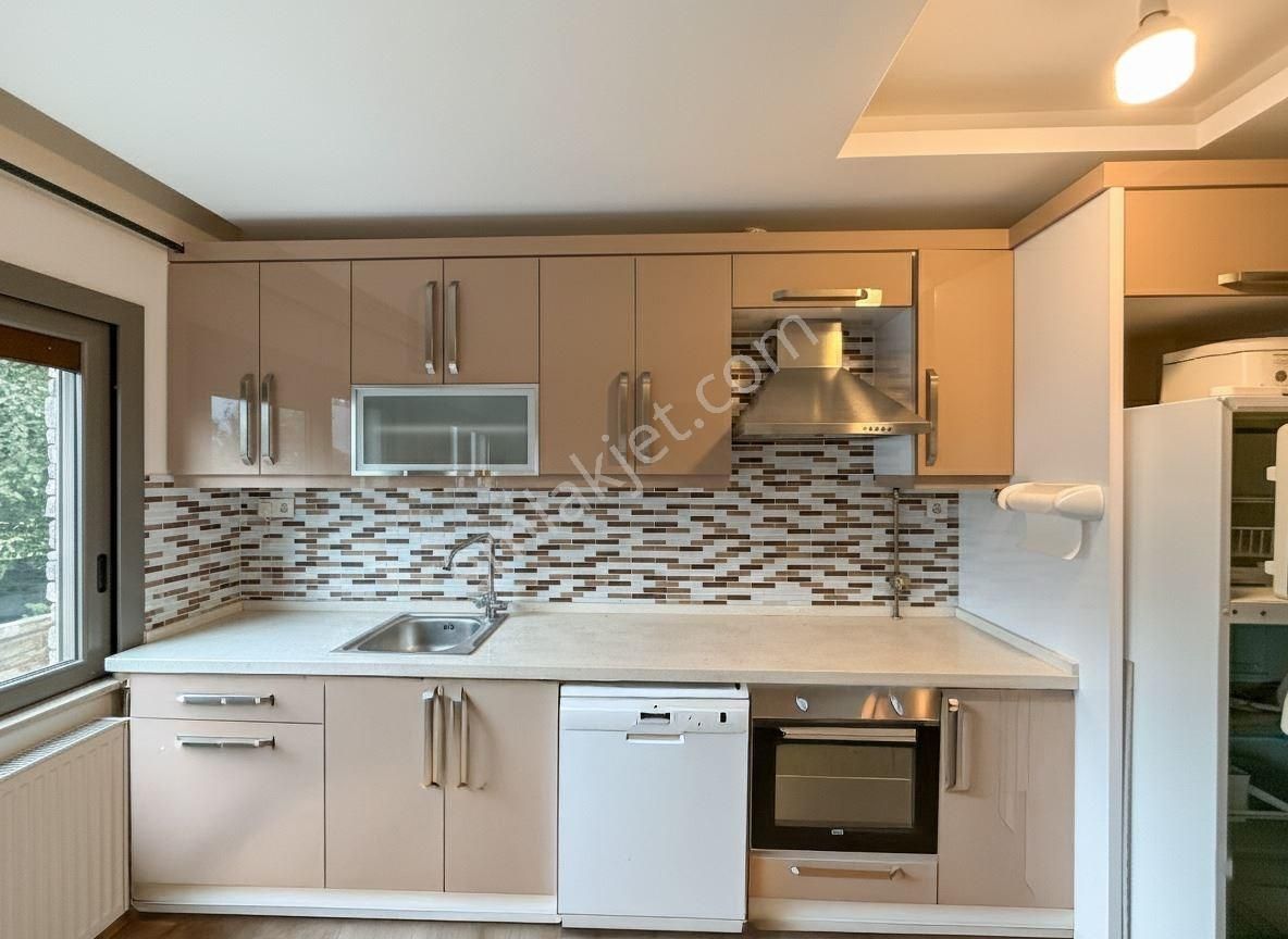 Bahçelievler'de Harika Konumlu 2+1 Satılık - Görsel 26