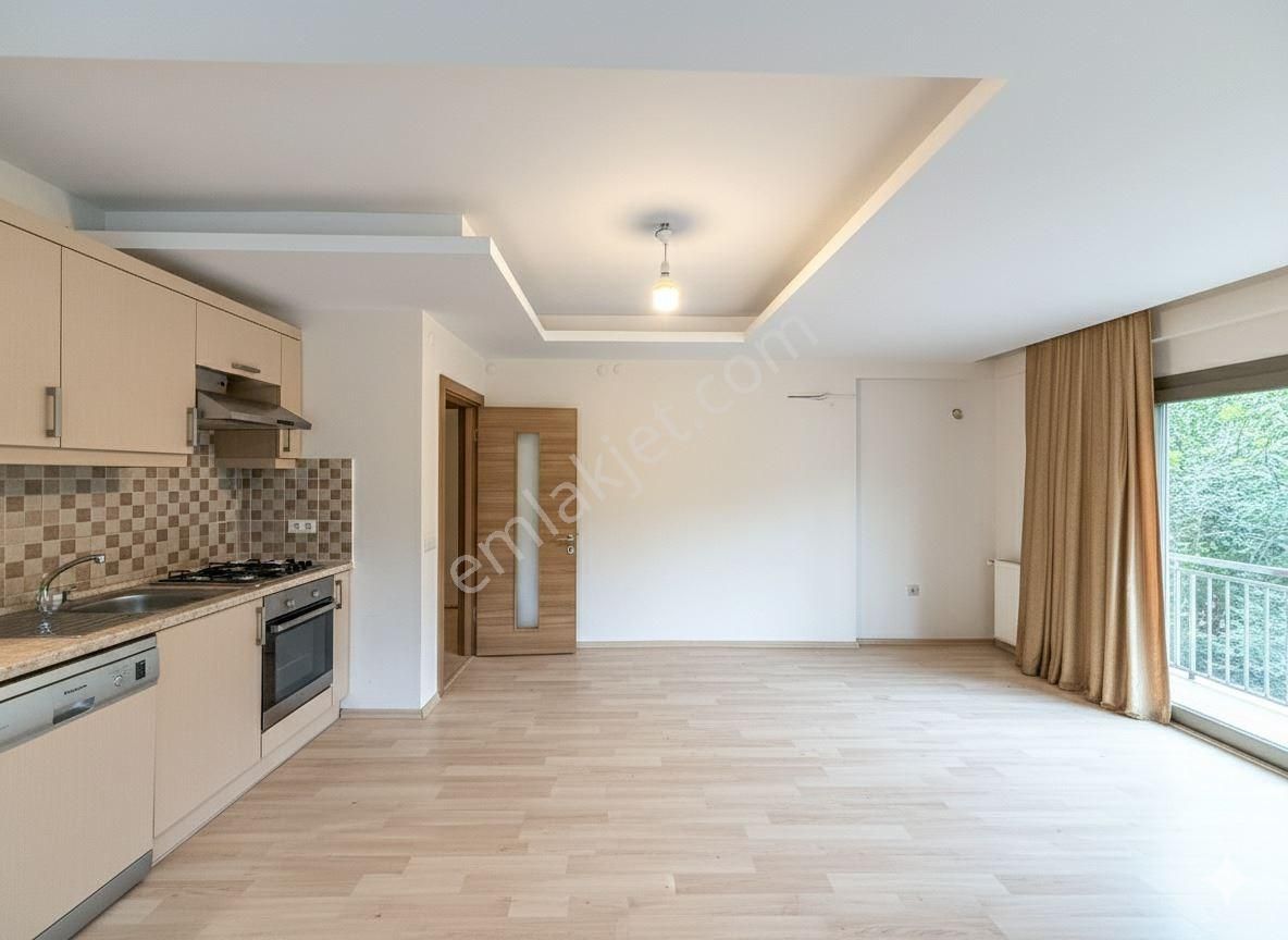 Bahçelievler'de Harika Konumlu 2+1 Satılık - Görsel 5