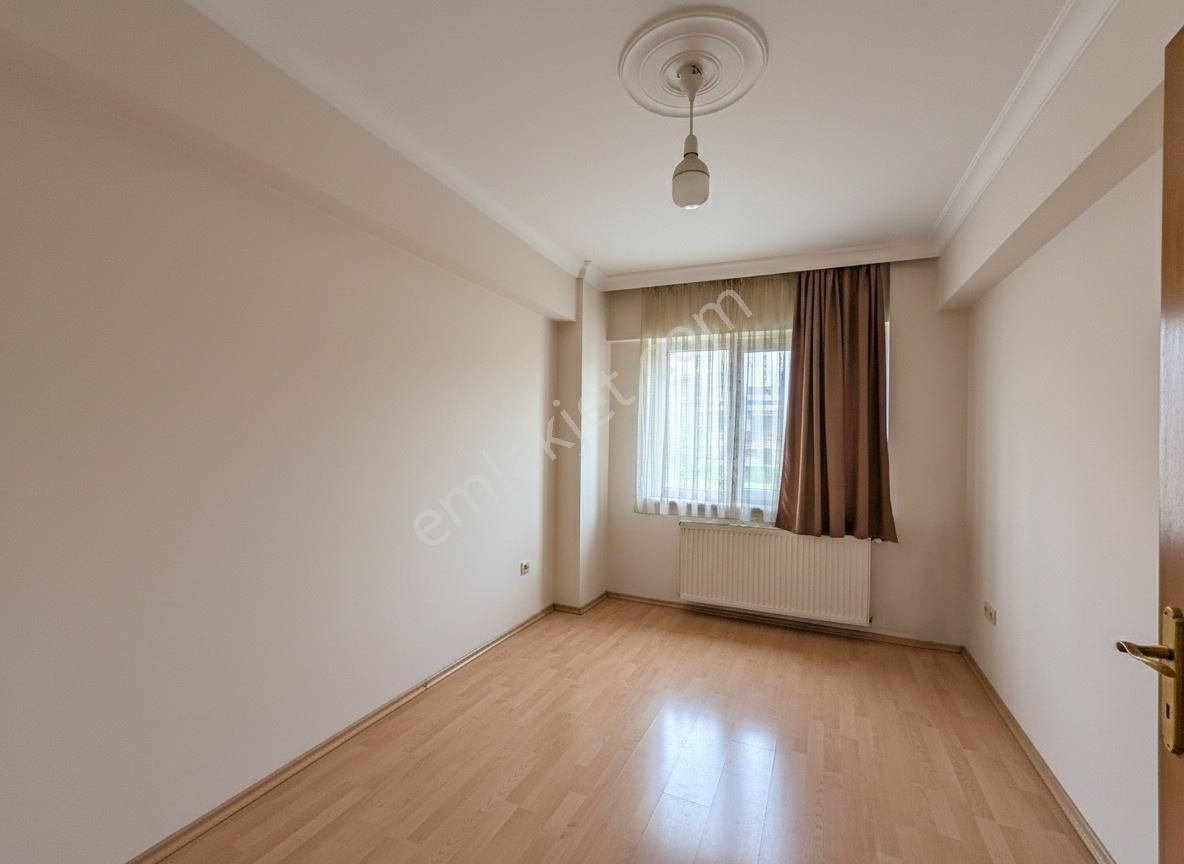 Bahçelievler'de Harika Konumlu 2+1 Satılık - Görsel 21