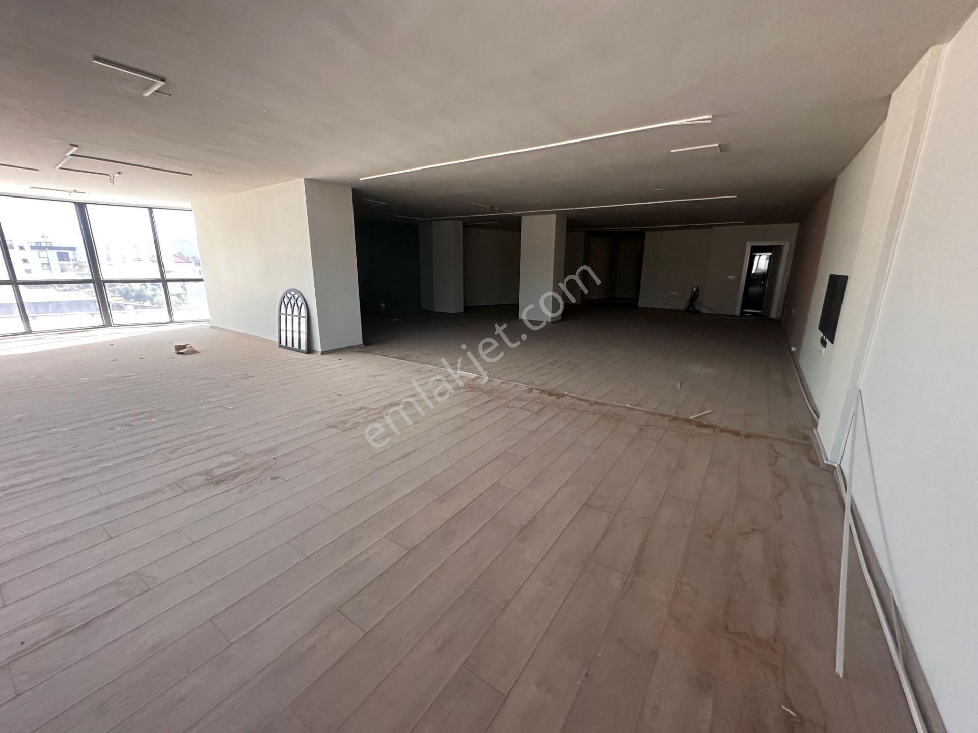 Stop’tan Çevreyolunda Asansörlü Komple Kiralık Bina - Görsel 13