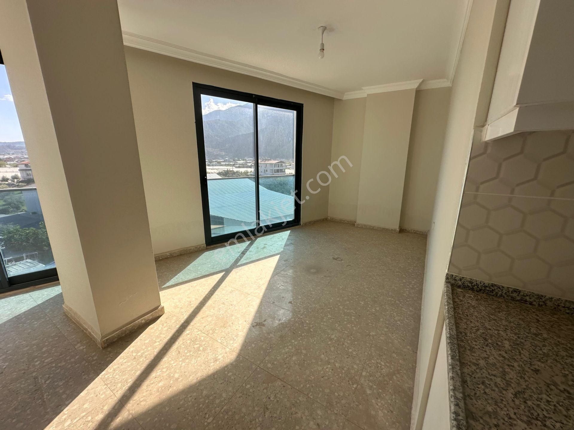 Stop’tan Çevreyolunda Asansörlü Komple Kiralık Bina - Görsel 19