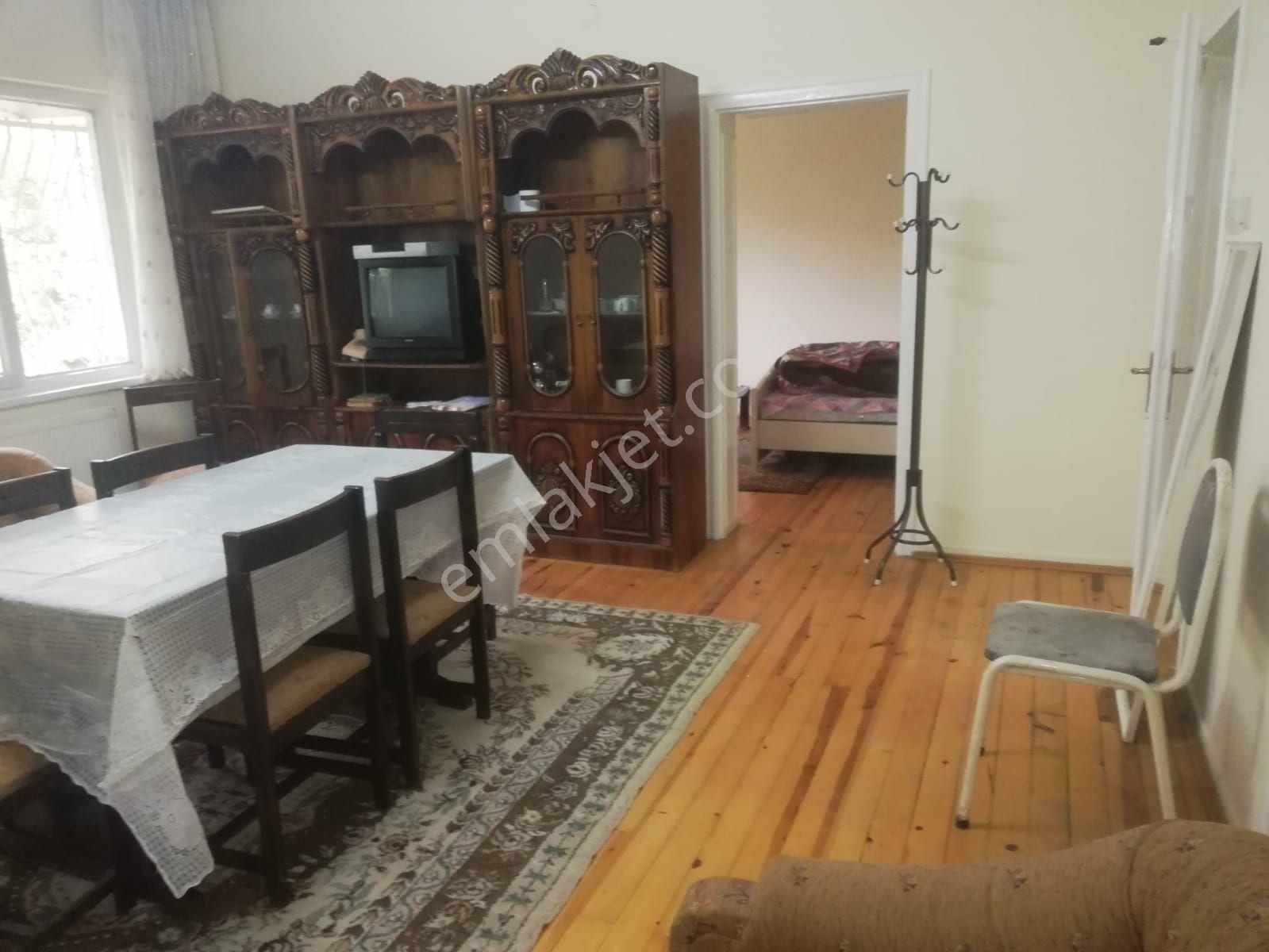 Cebeci ,tıp Fakültesi Yanında ,2+1 ,kombili ,ka