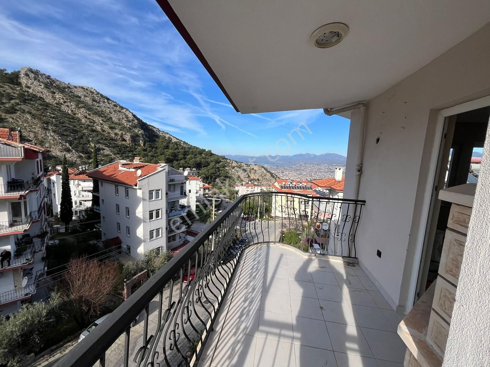 Acil Satılık! Patlangıç Deniz Manzaralı Kapalı Mutfak 3+1 Daire - Görsel 2